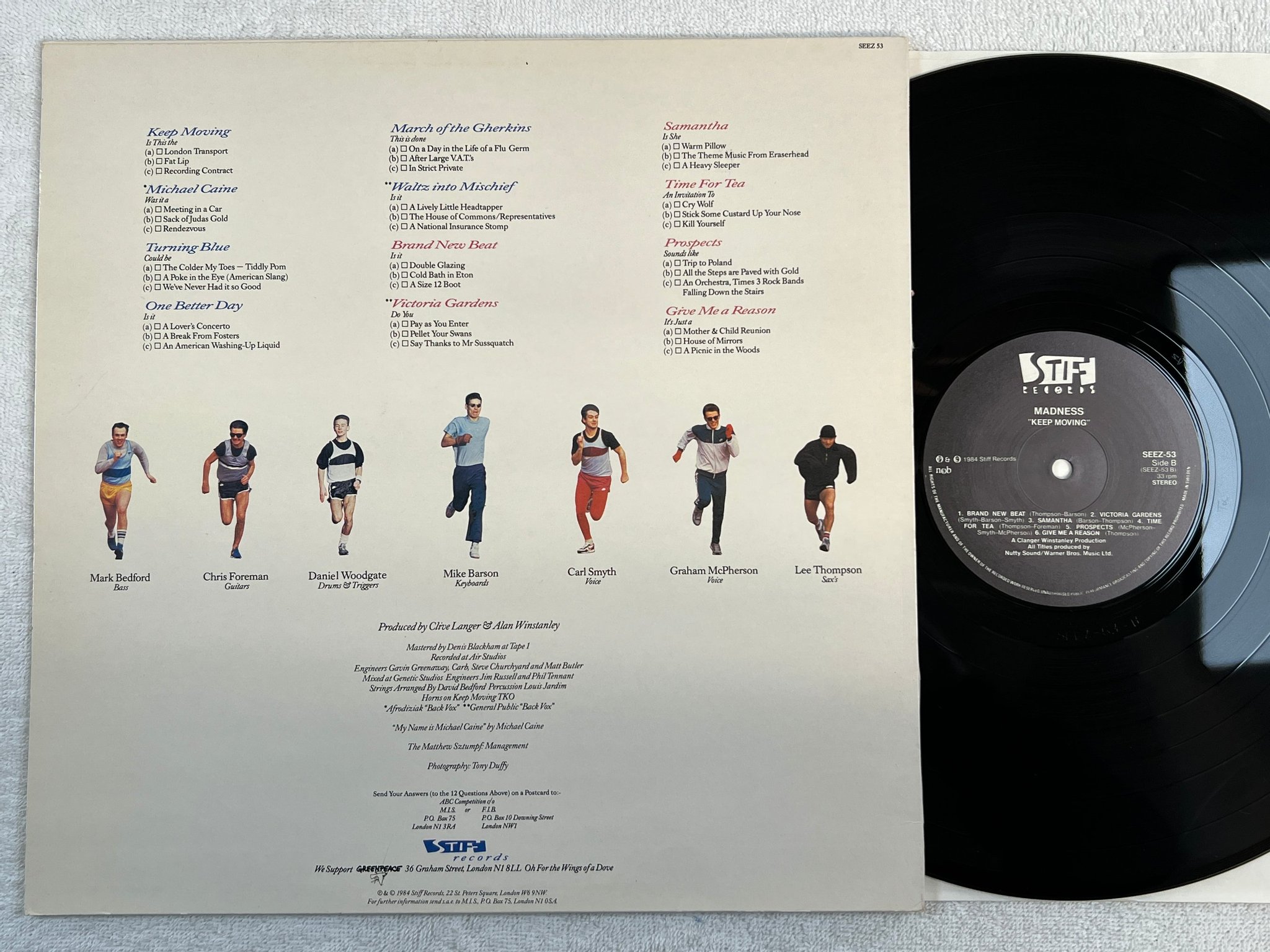 Omslagsbild för skivan MADNESS keep moving LP -84 ncb STIFF SEEZ 53