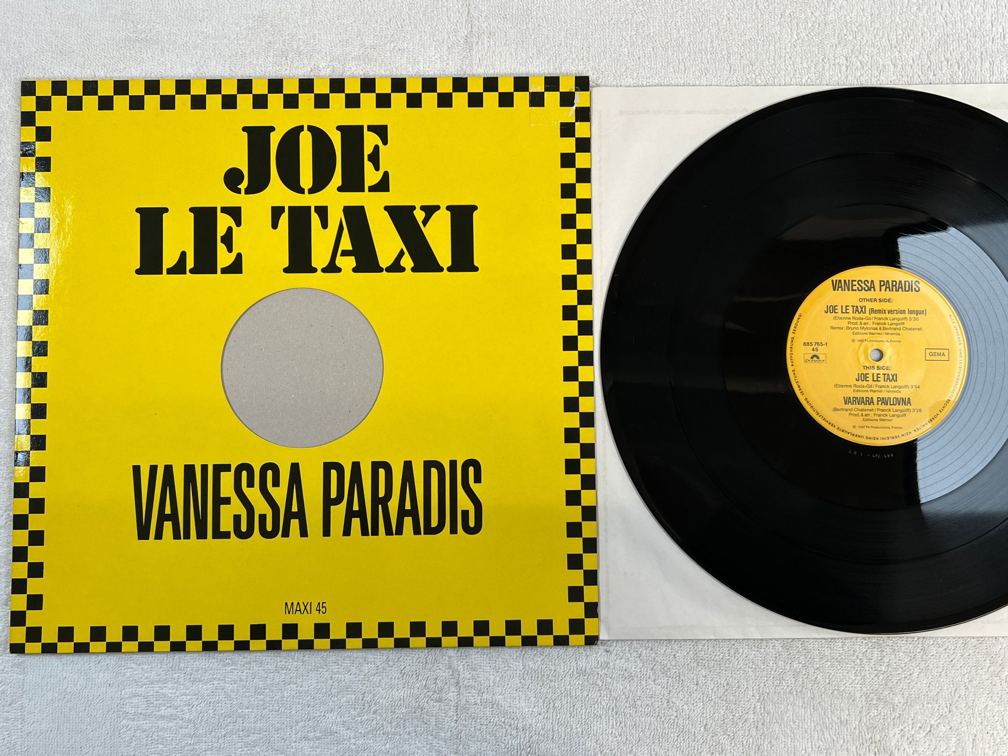 Omslagsbild för skivan VANESSA PARADIS Joe le taxi 12"single -87 Ger POLYDOR 885 765-1