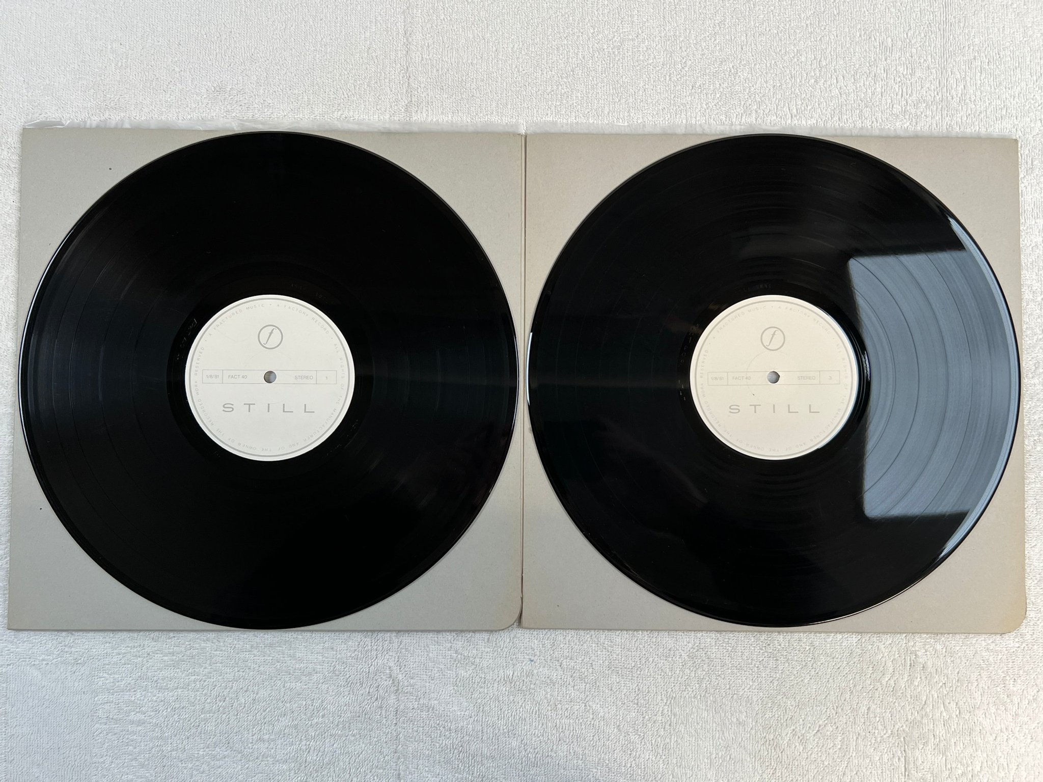 Omslagsbild för skivan JOY DIVISION still 2xLP -81 UK FACTORY FACT 40 "TOWN HOUSE"    