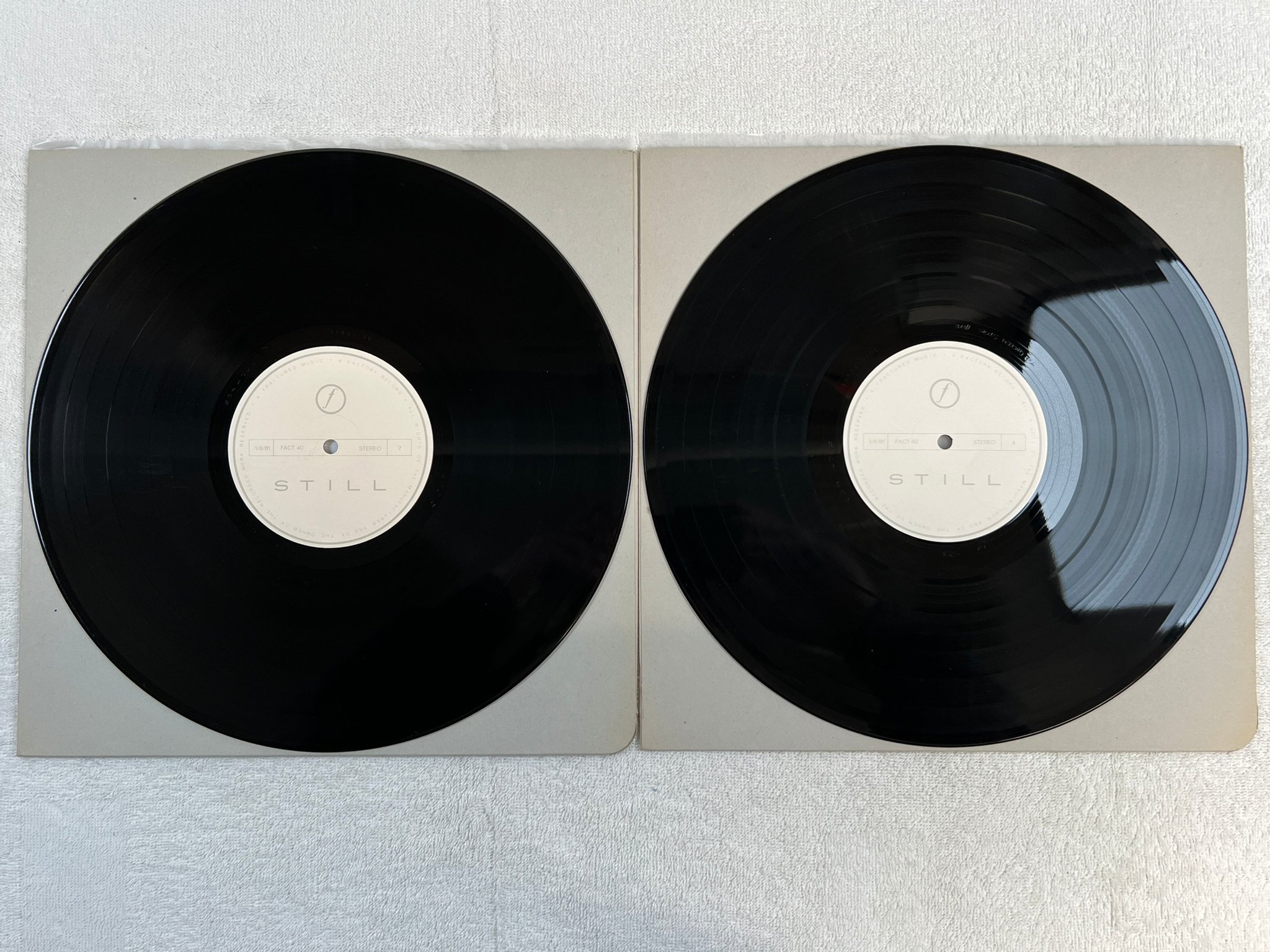 Omslagsbild för skivan JOY DIVISION still 2xLP -81 UK FACTORY FACT 40 "TOWN HOUSE"    