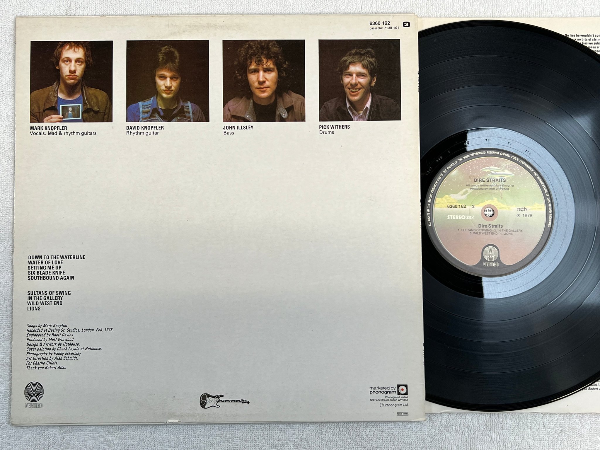 Omslagsbild för skivan DIRE STRAITS s/t LP -78 ncb VERTIGO 6360 162 "sultans of swing"