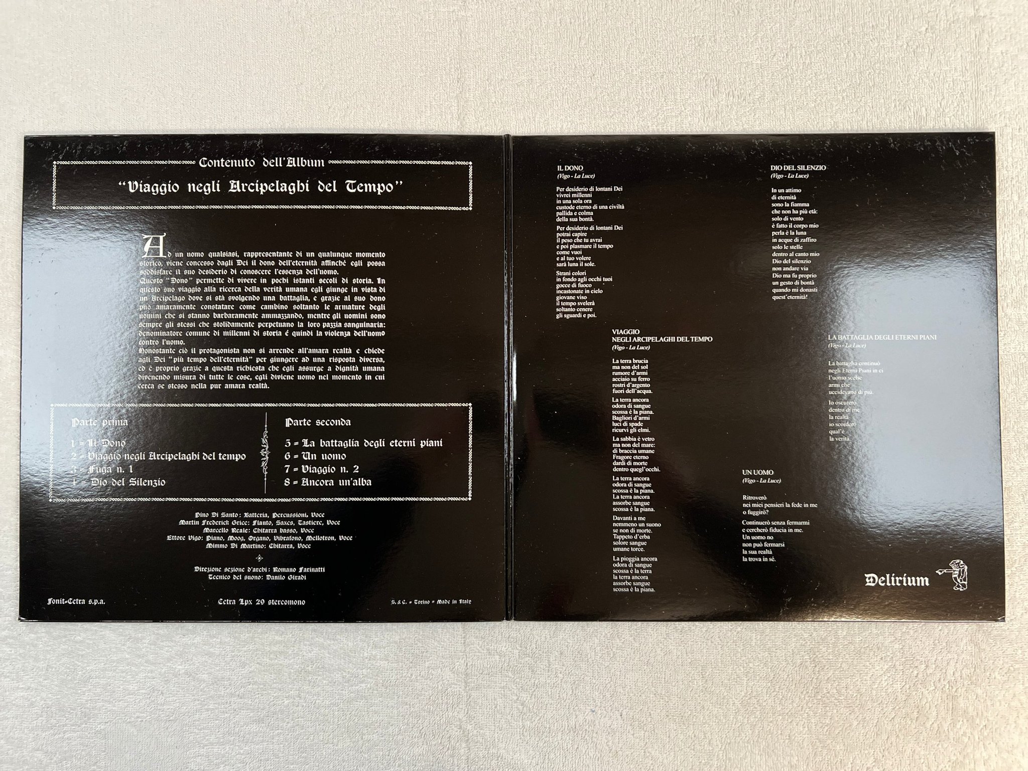 Omslagsbild för skivan DELIRIUM III (Viaggio Negli Arcipelaghi Del Tempo) LP re 2007 Ita VINYL MAGIC  