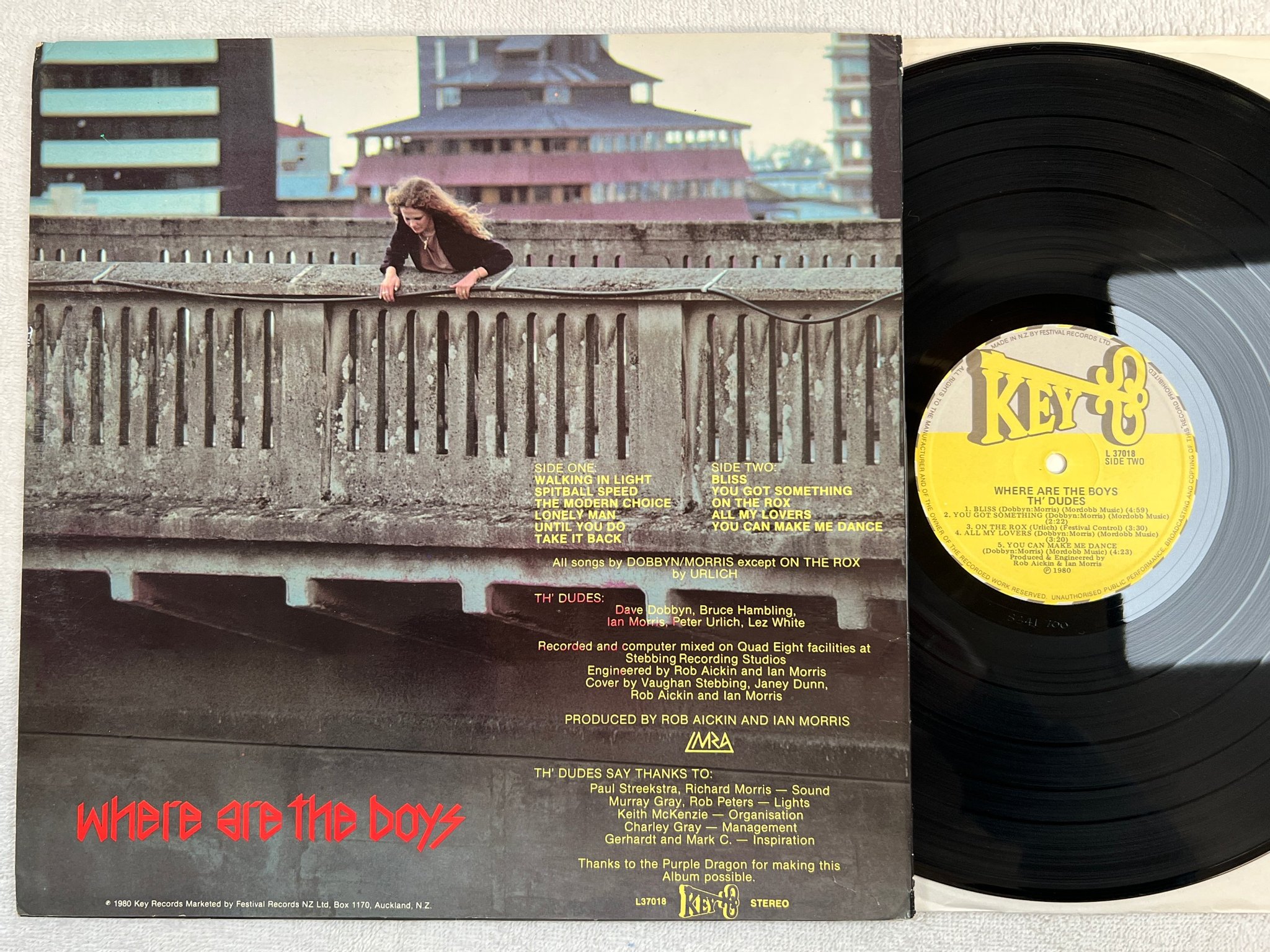 Omslagsbild för skivan TH' DUDES where are the boys LP -80 New Zealand KEY L 37018 rare !!