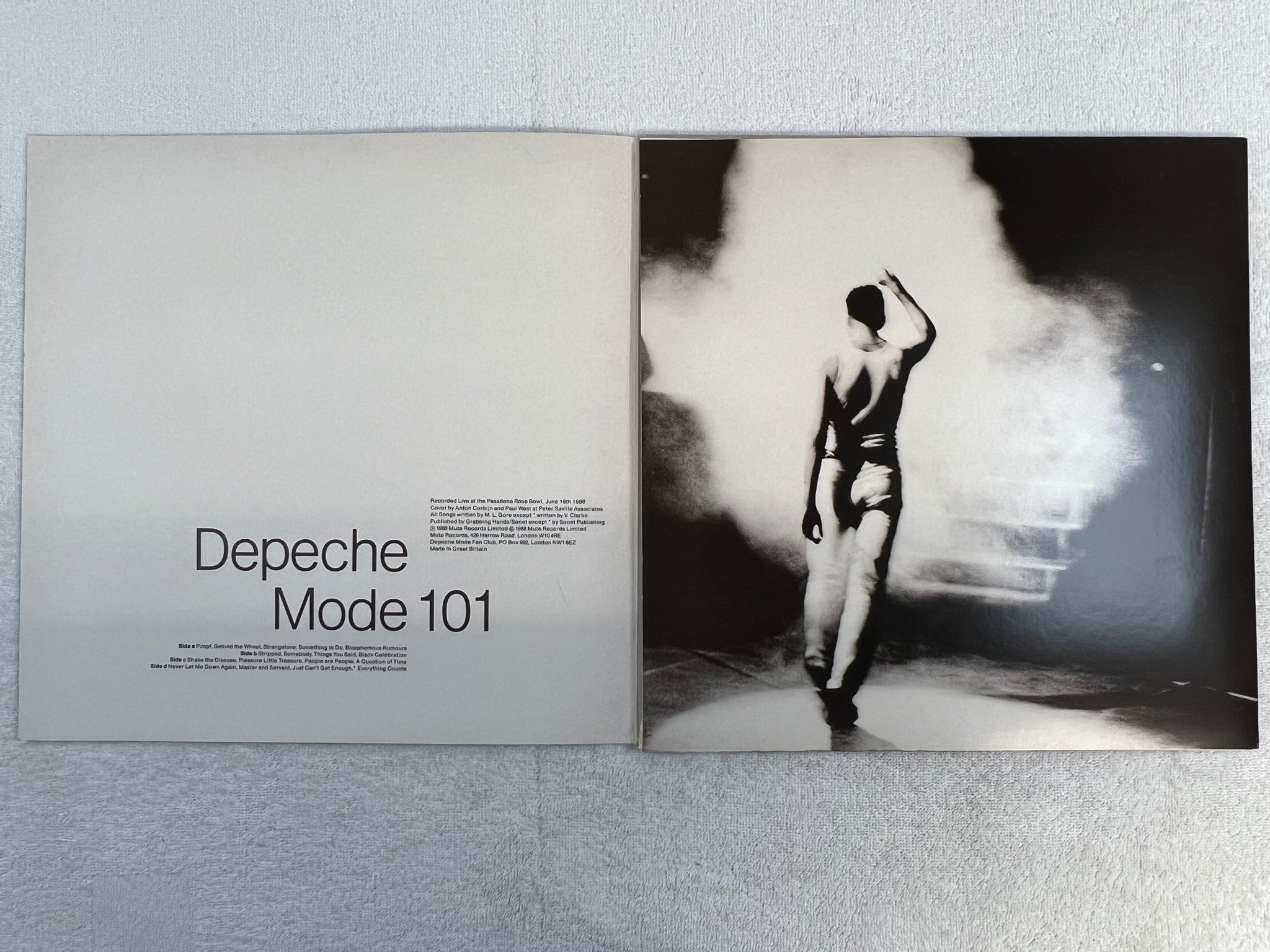Omslagsbild för skivan DEPECHE MODE 101 2xLP -89 MUTE Stumm 101 