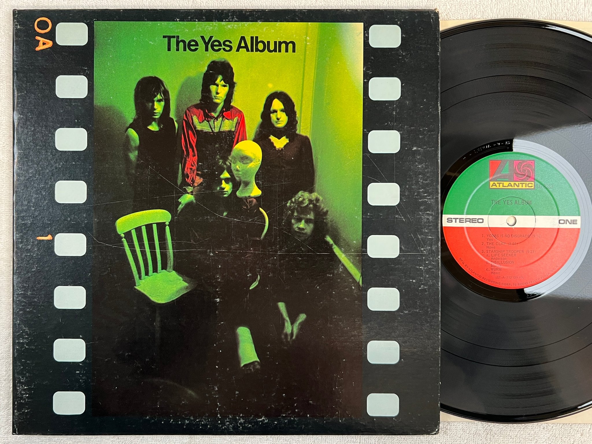 Omslagsbild för skivan YES the yes album LP -71 US ATLANTIC SD 8283