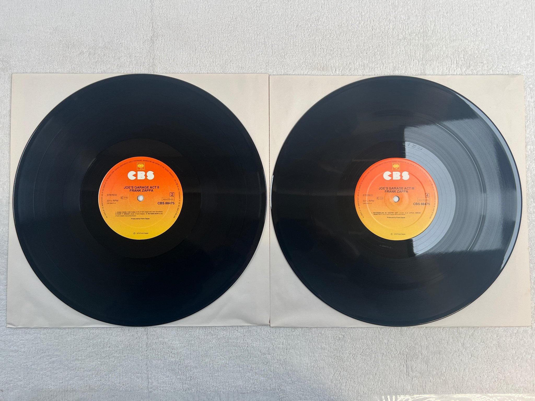 Omslagsbild för skivan FRANK ZAPPA Joe's garage act II & III 2xLP -79 Hol CBS 88475