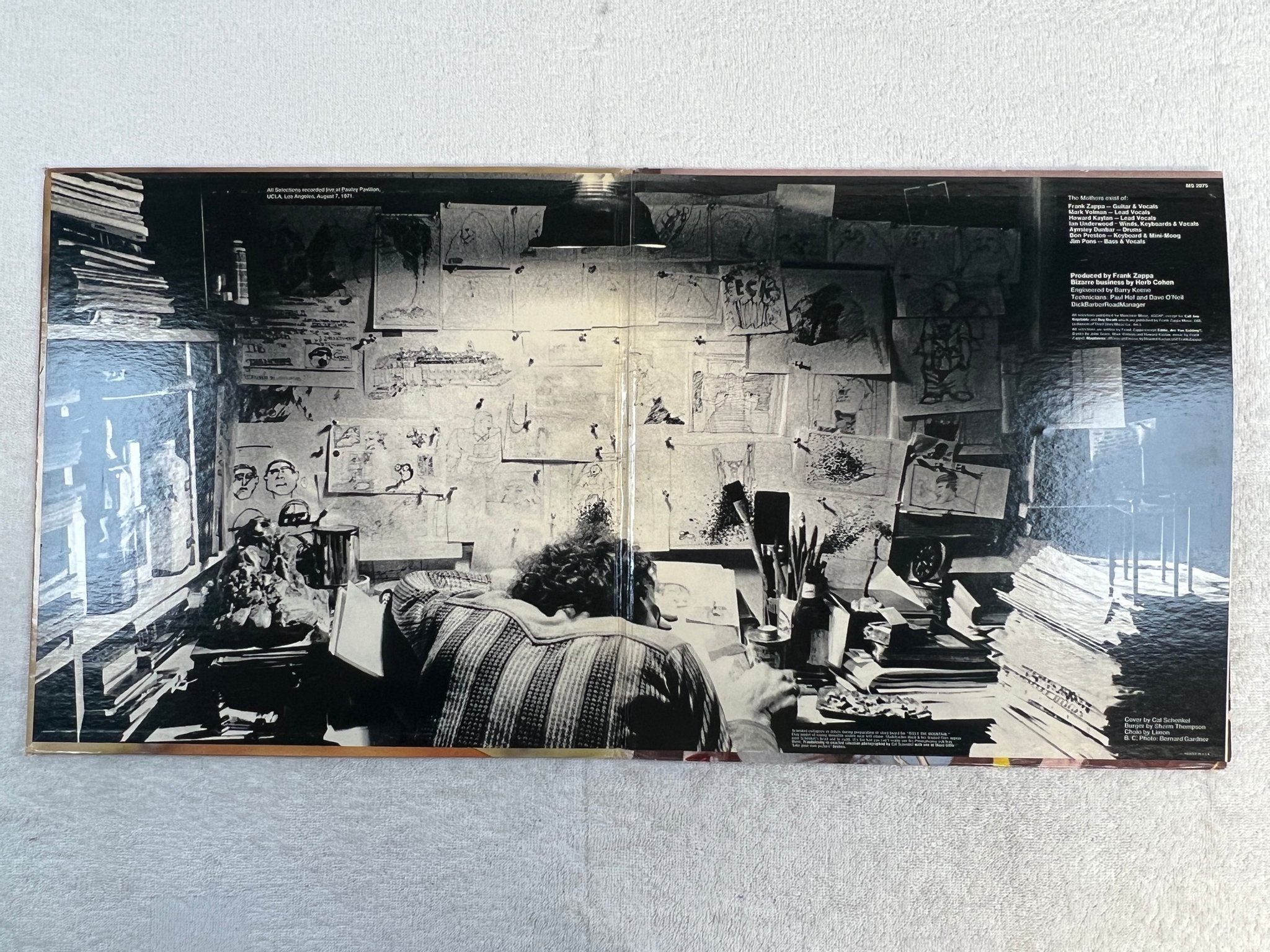 Omslagsbild för skivan THE MOTHERS just another band from L.A.  LP -72 US BIZARRE MS 2075