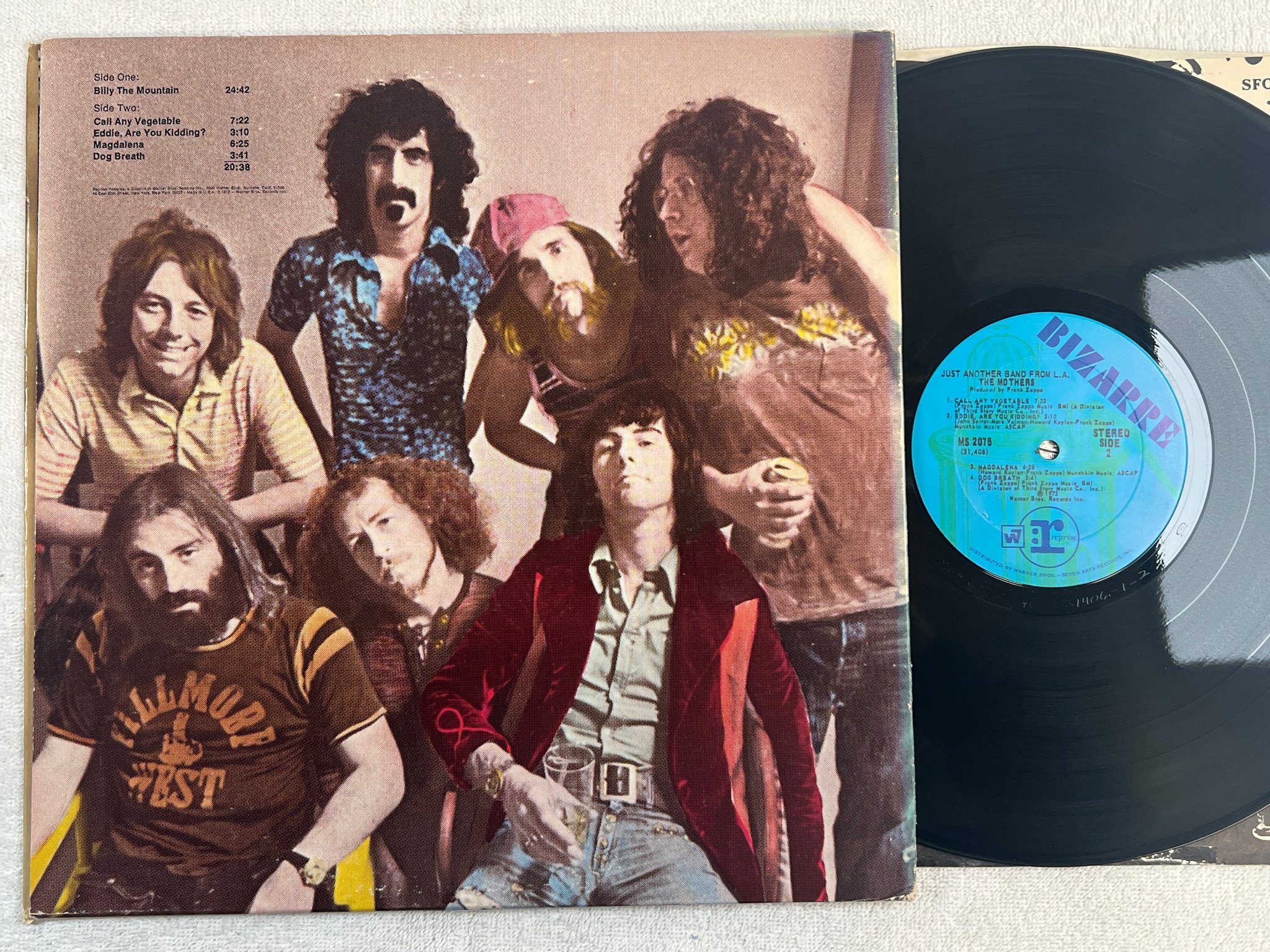 Omslagsbild för skivan THE MOTHERS just another band from L.A.  LP -72 US BIZARRE MS 2075