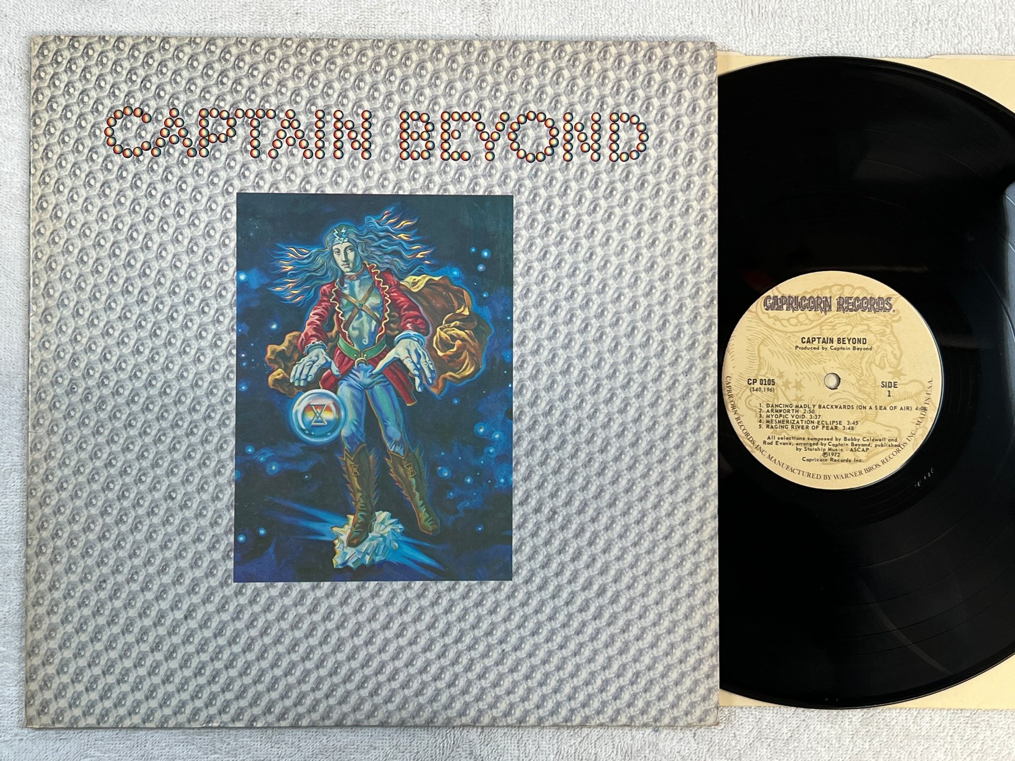 Omslagsbild för skivan CAPTAIN BEYOND s/t LP -72 US CAPRICORN CP 0105