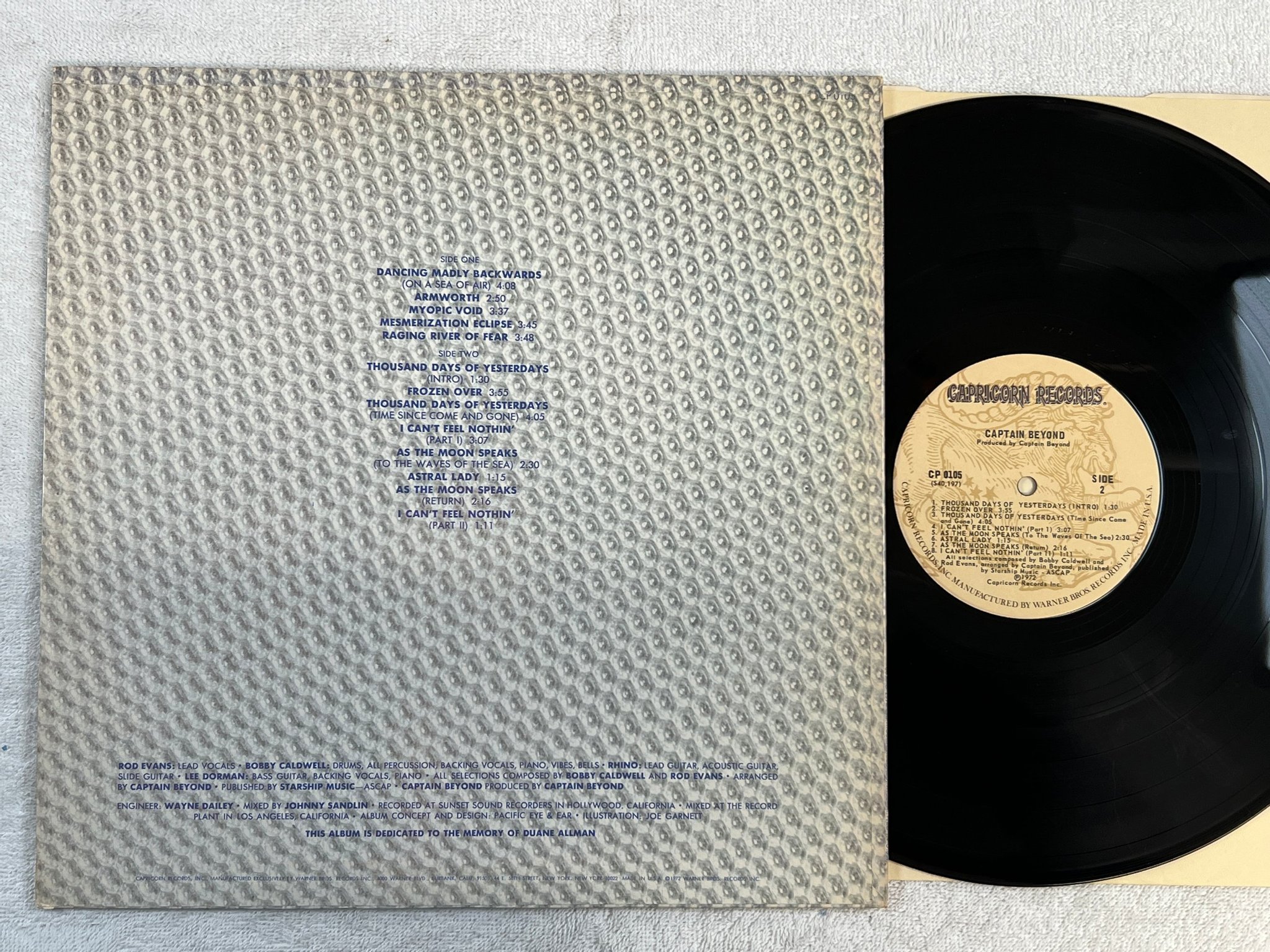 Omslagsbild för skivan CAPTAIN BEYOND s/t LP -72 US CAPRICORN CP 0105