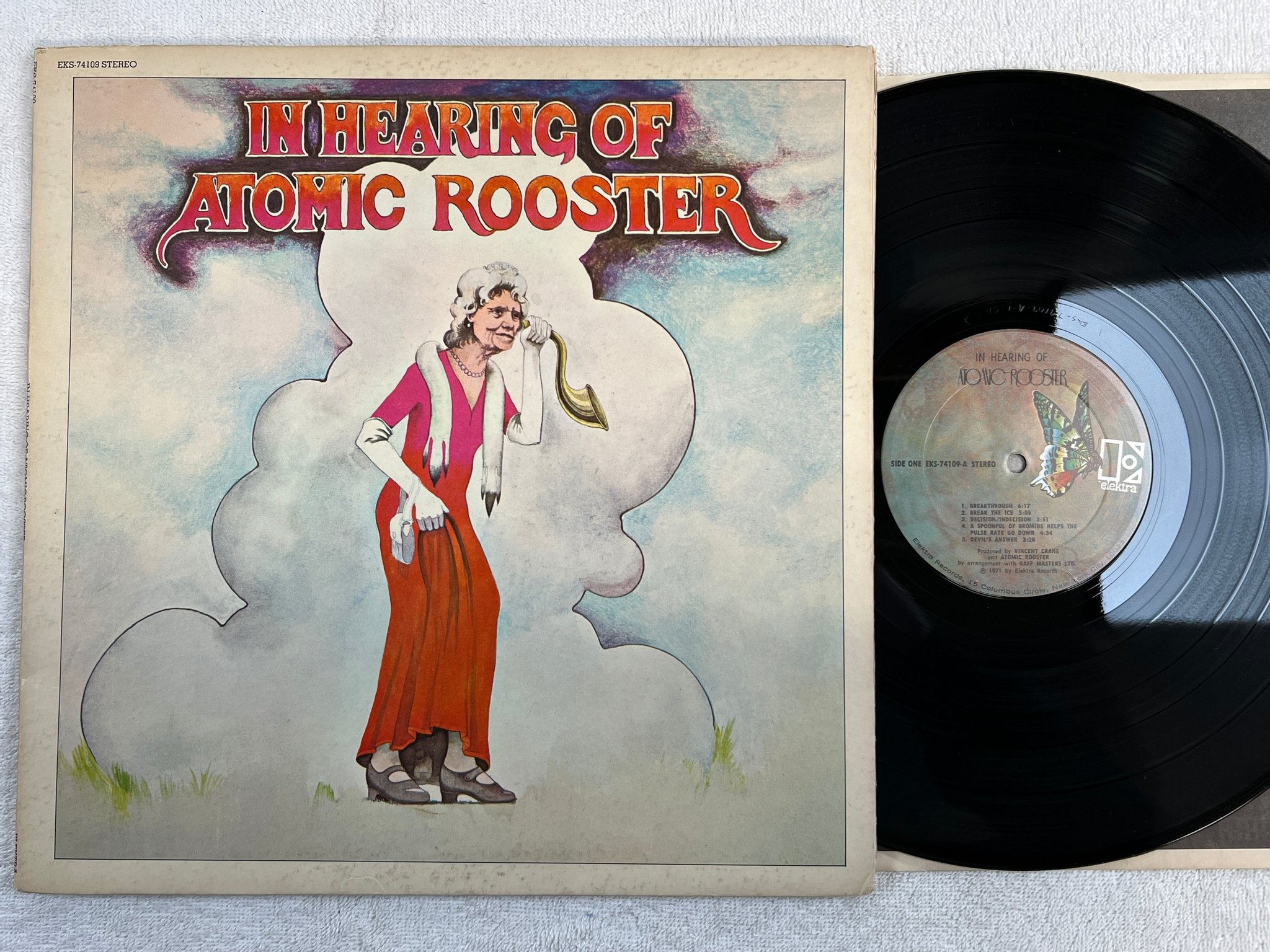 Omslagsbild för skivan ATOMIC ROOSTER in hearing of LP -71 US ELEKTRA EKS-74109