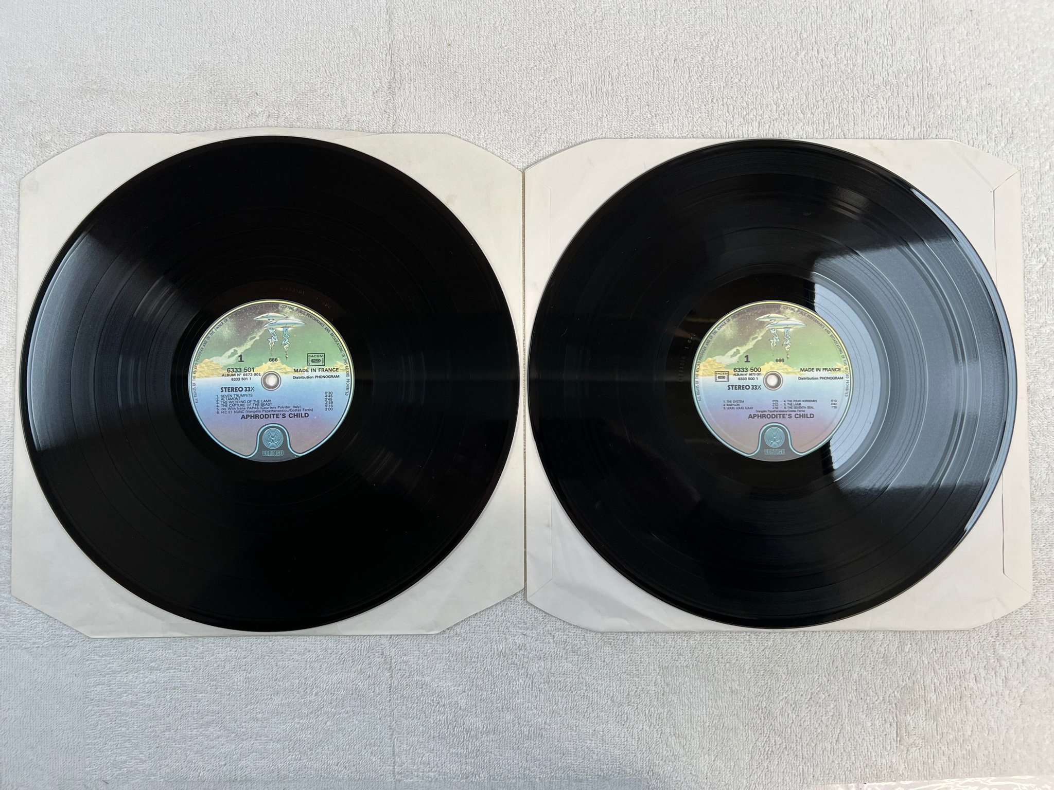 Omslagsbild för skivan APHRODITE'S CHILD 666 2xLP re Fra VERTIGO 6333501