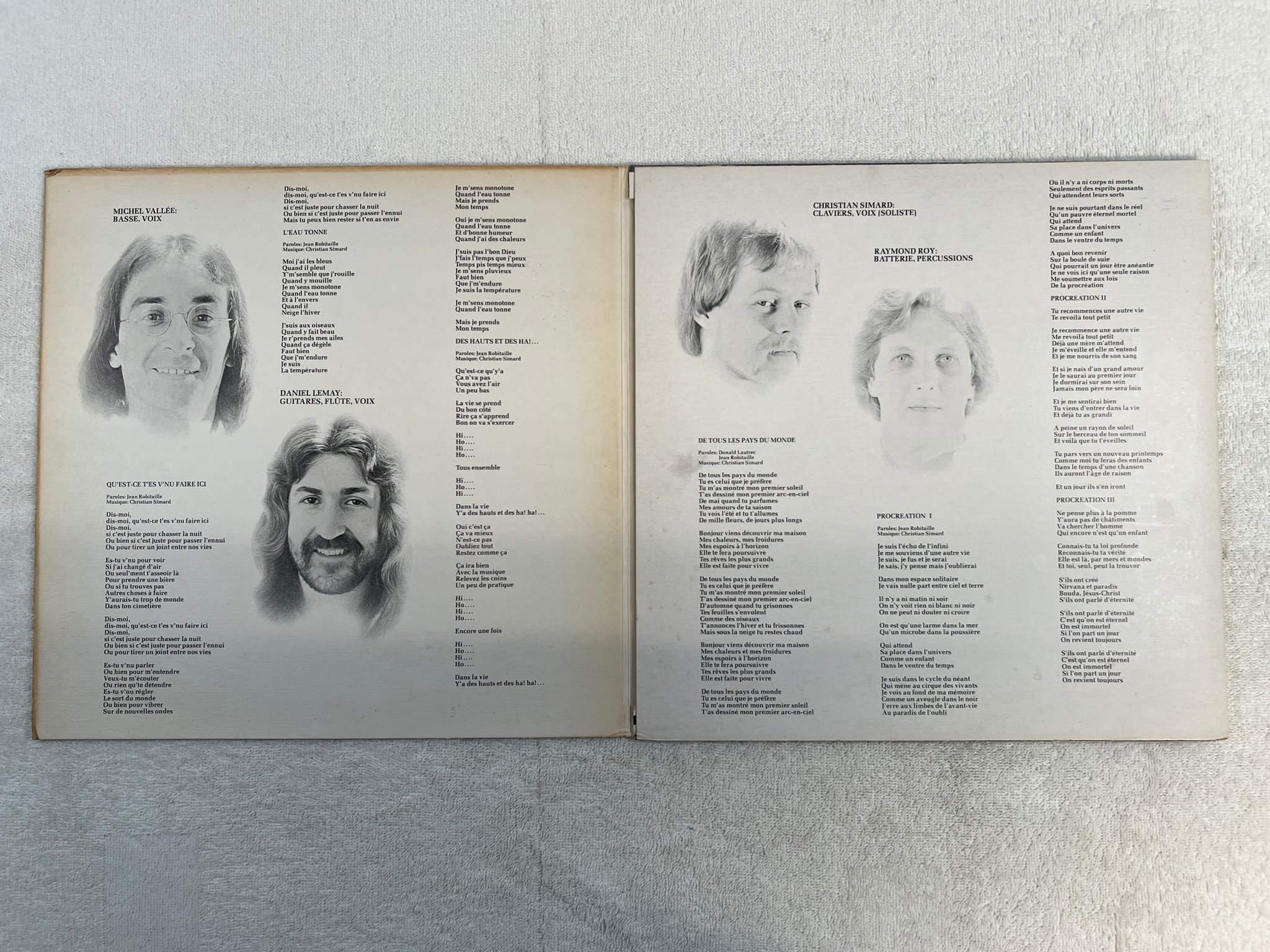 Omslagsbild för skivan MORSE CODE procreation LP -76 Can CAPITOL SKAO 70046