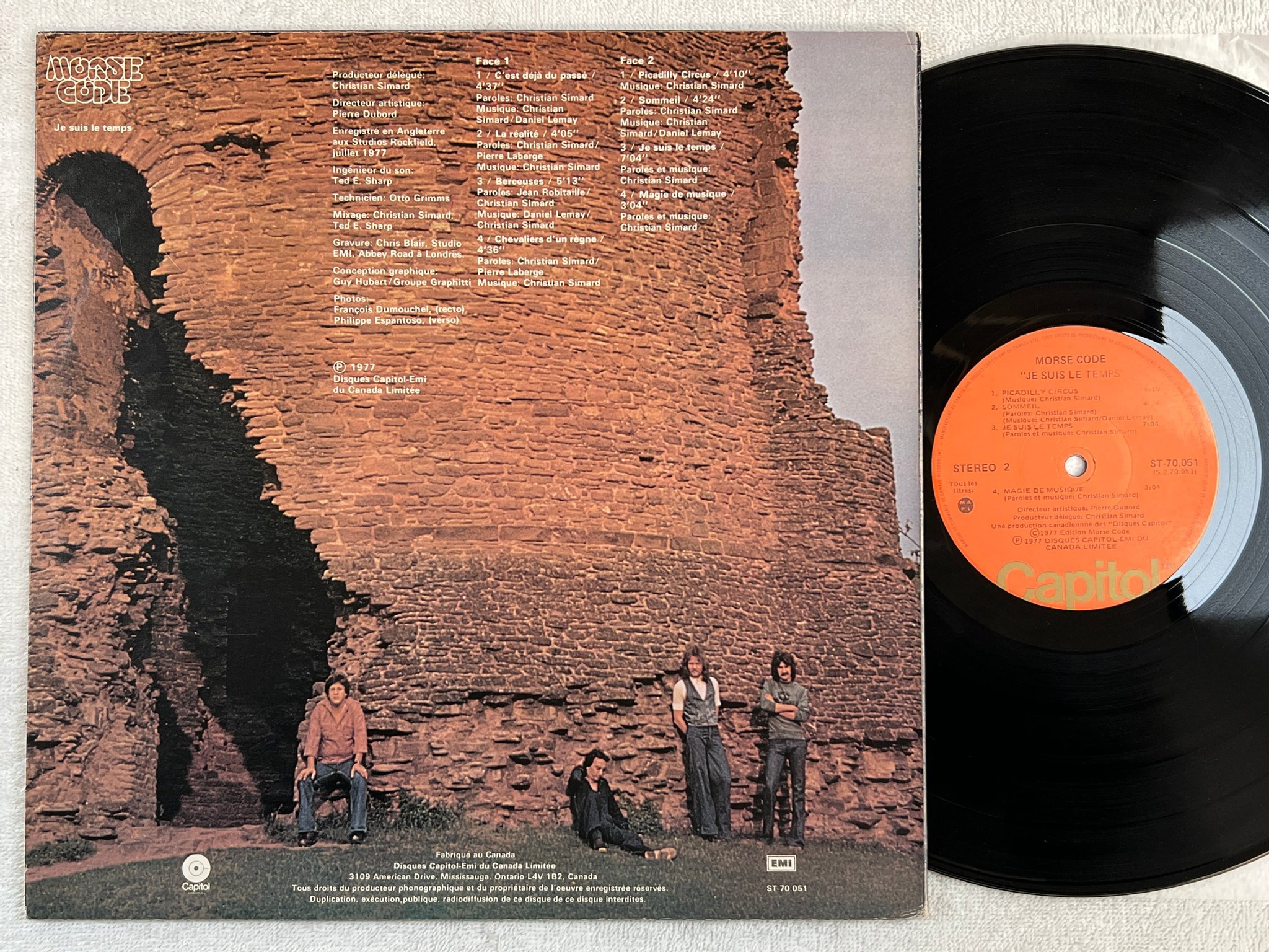 Omslagsbild för skivan MORSE CODE je suis le temps LP -77 Can CAPITOL ST 70051  