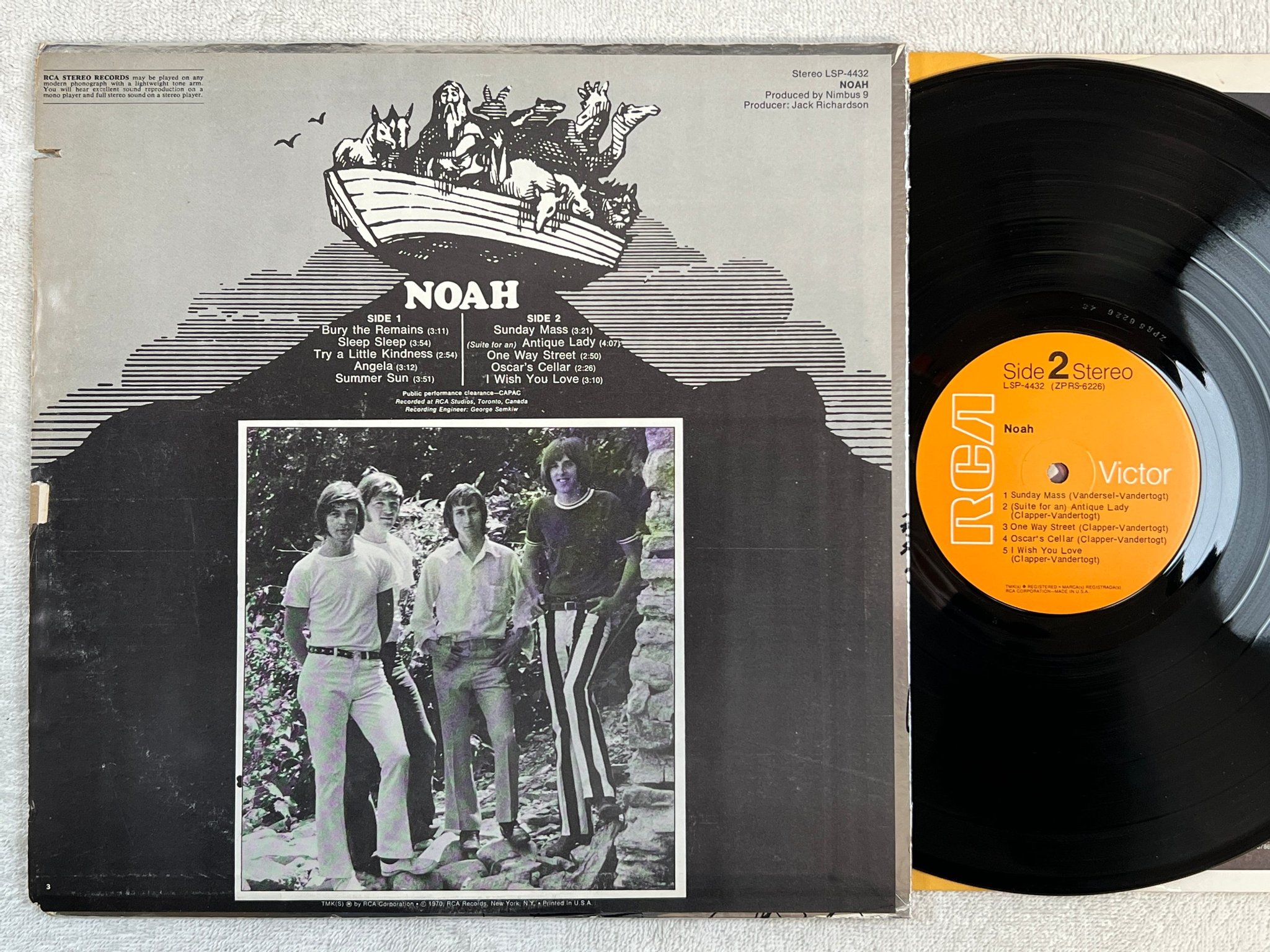 Omslagsbild för skivan NOAH s/t LP -70 US RCA LSP 4432 psych pop
