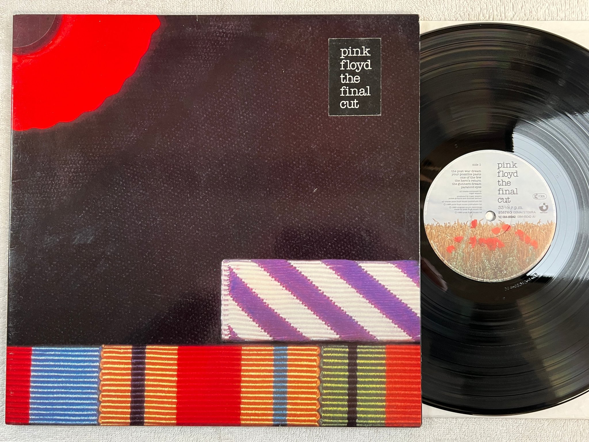 Omslagsbild för skivan PINK FLOYD the final cut LP -83 ECC HARVEST 1C 064-65042