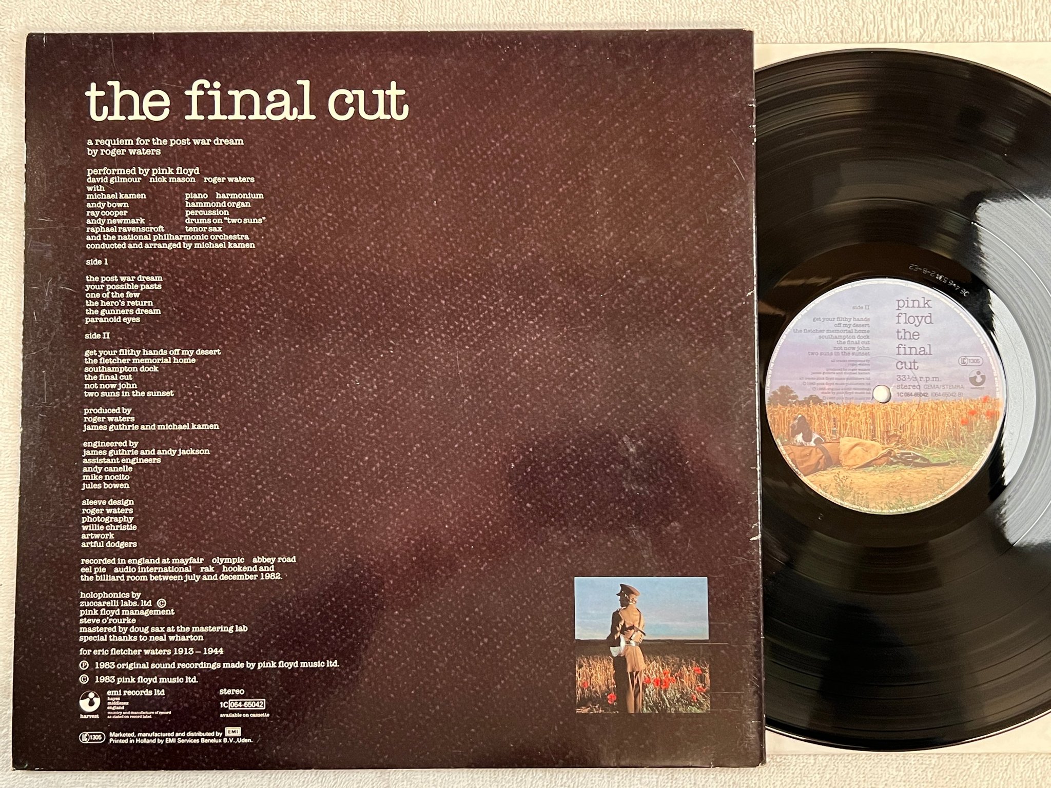 Omslagsbild för skivan PINK FLOYD the final cut LP -83 ECC HARVEST 1C 064-65042