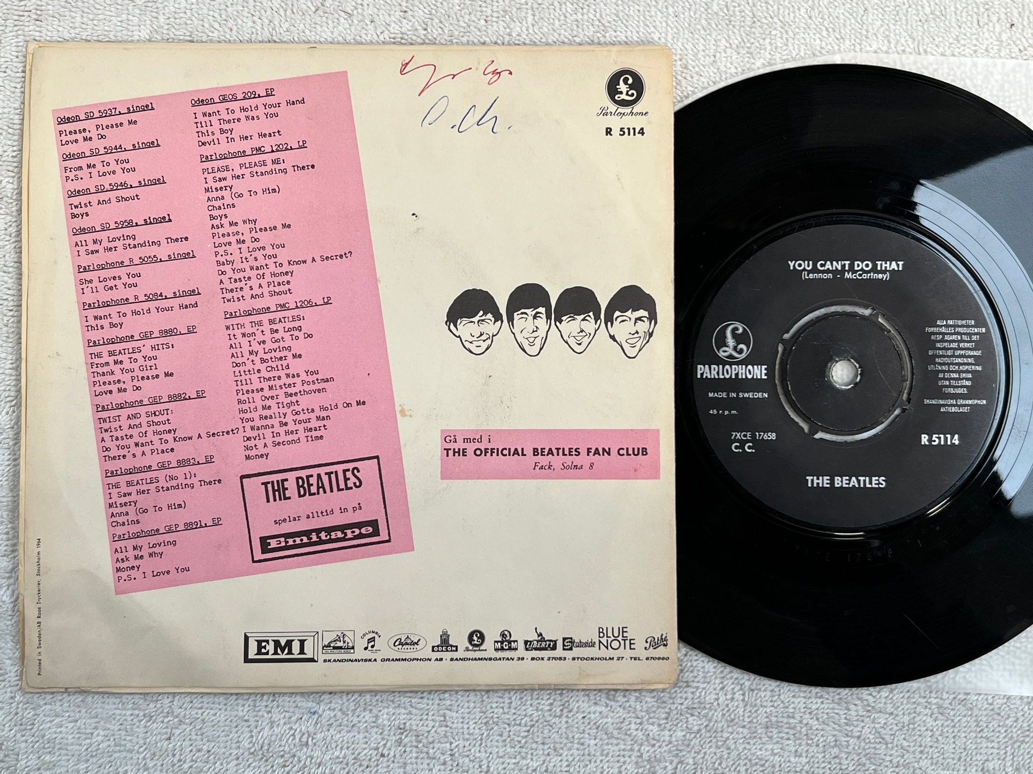 Omslagsbild för skivan THE BEATLES can't buy me love 7"single Swe PARLOPHONE R 5114 rosa