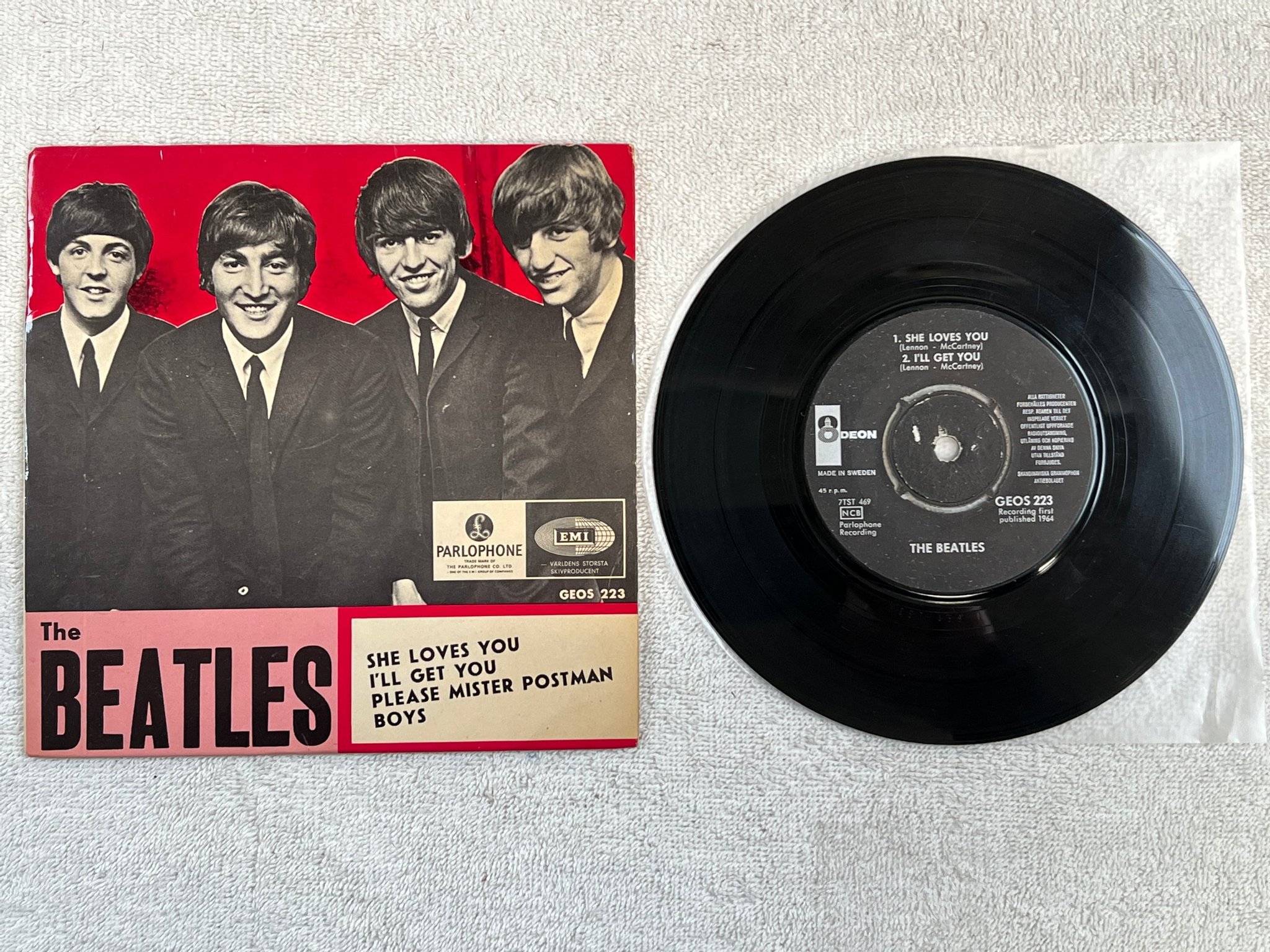 Omslagsbild för skivan THE BEATLES she love you 7"ep 1964 Swe ODEON GEOS 223