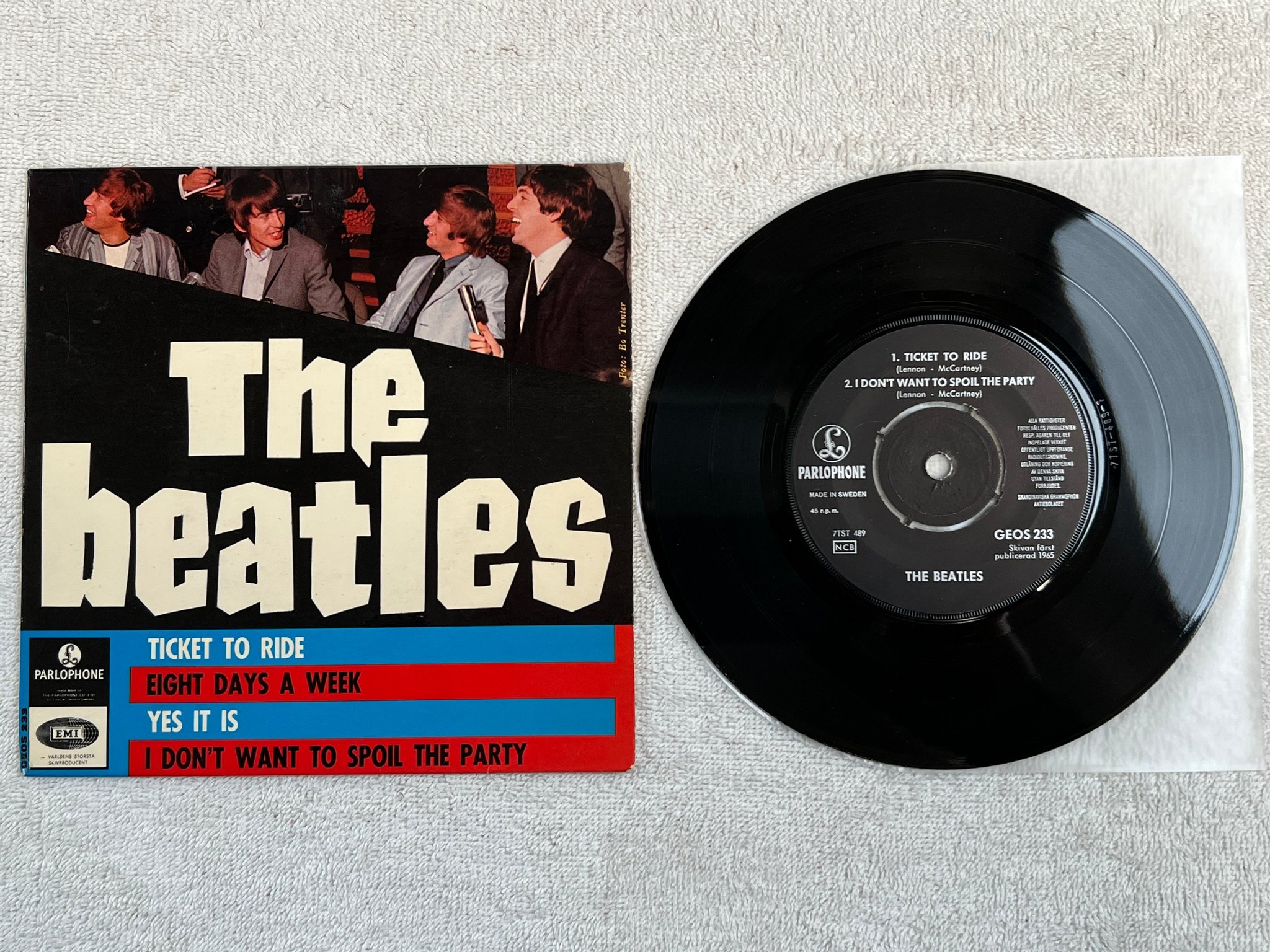 Omslagsbild för skivan THE BEATLES ticket to ride 7"ep -65 Swe PARLOPHONE GEOS 233