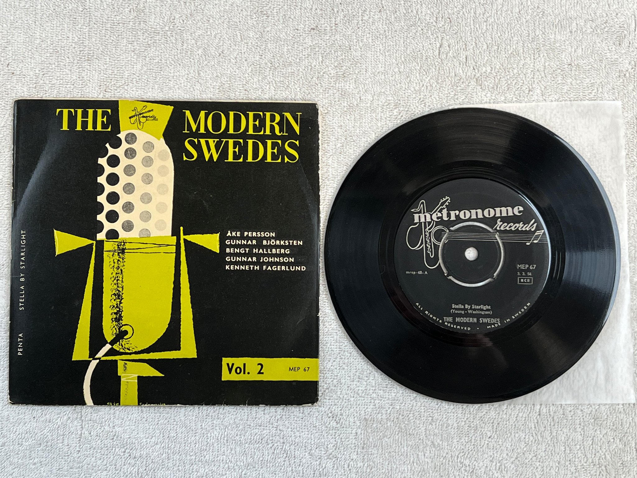 Omslagsbild för skivan THE MODERN SWEDES penta 7"single -54 Swe METRONOME MEP 67