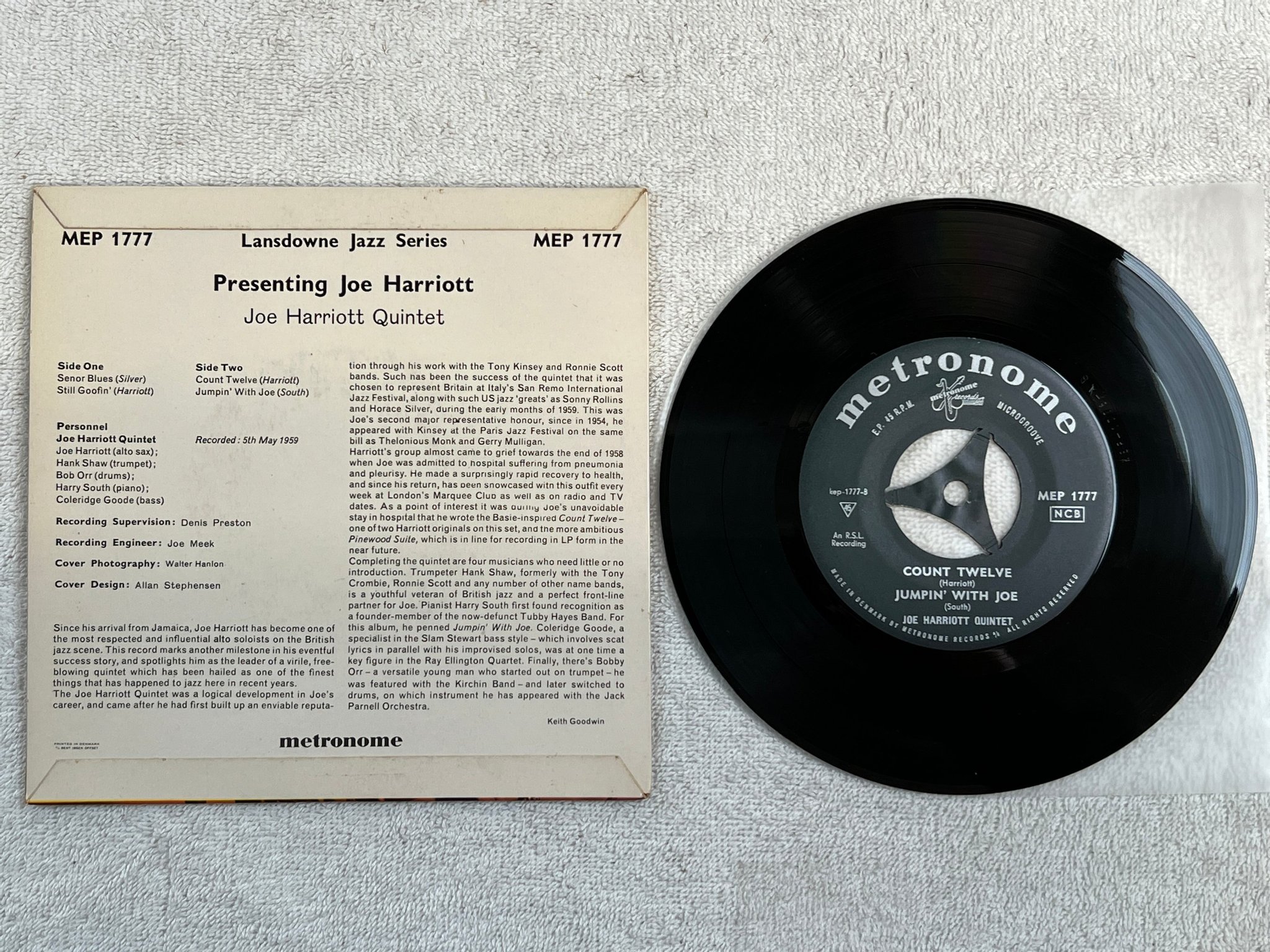 Omslagsbild för skivan JOE HARRIOTT QUINTET senor blues 7"ep -59 ncb Den METRONOME MEP 1777
