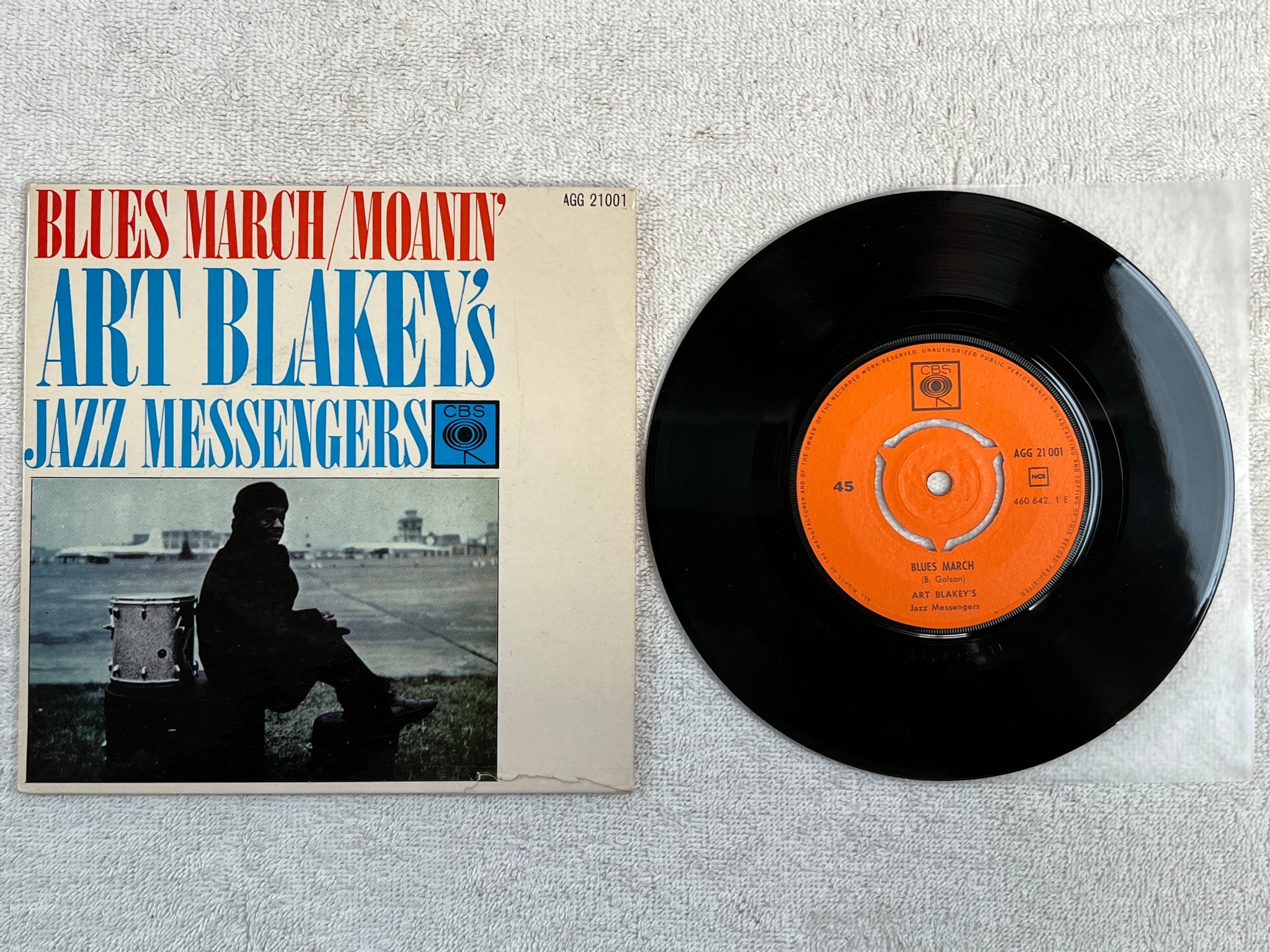 Omslagsbild för skivan ART BLAKEY'S moanin' 7"single Swe CBS AGG 21001