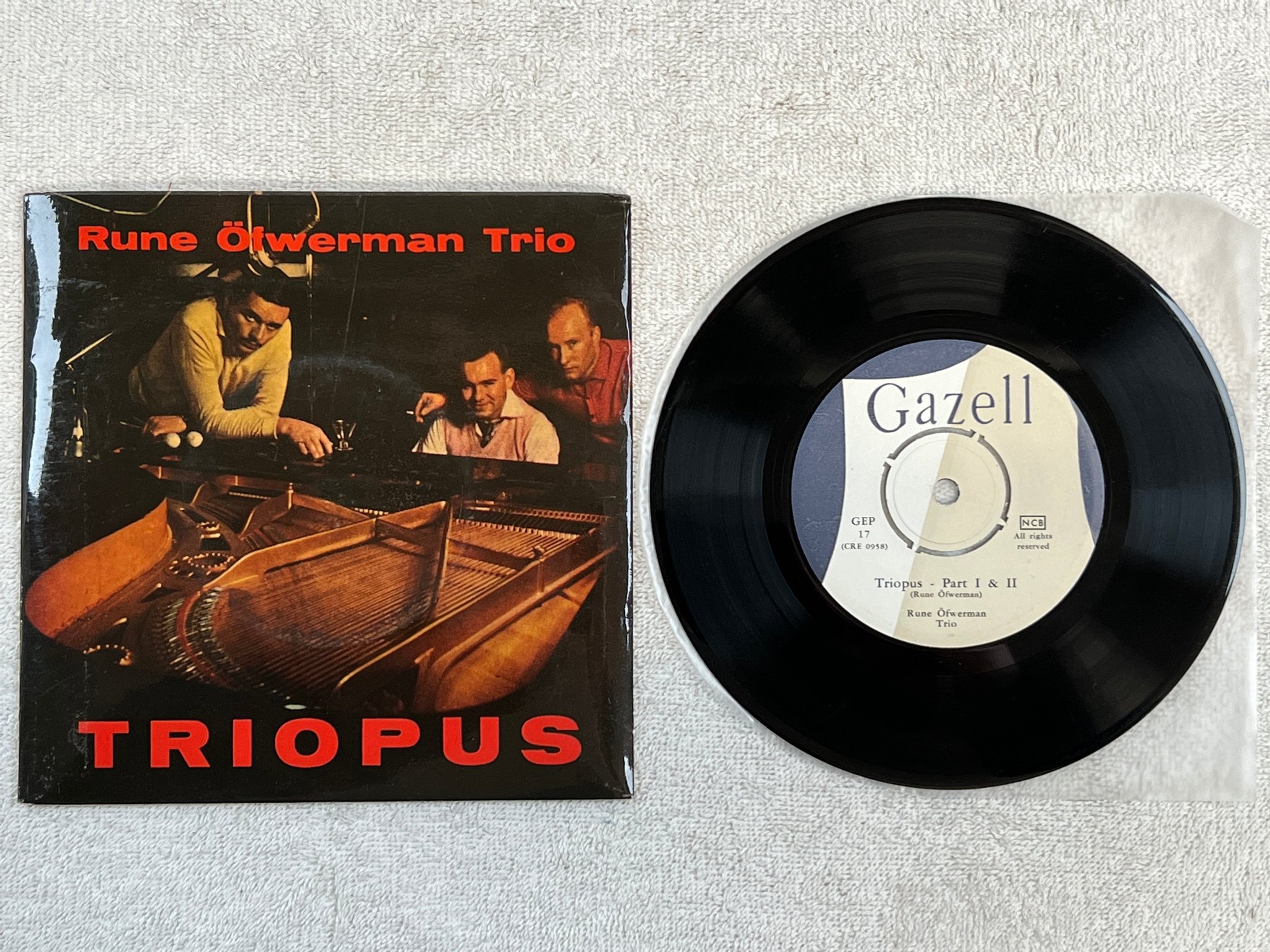 Omslagsbild för skivan RUNE ÖFWERMAN TRIO triopus 7"ep -58 Swe GAZELL GEP 17
