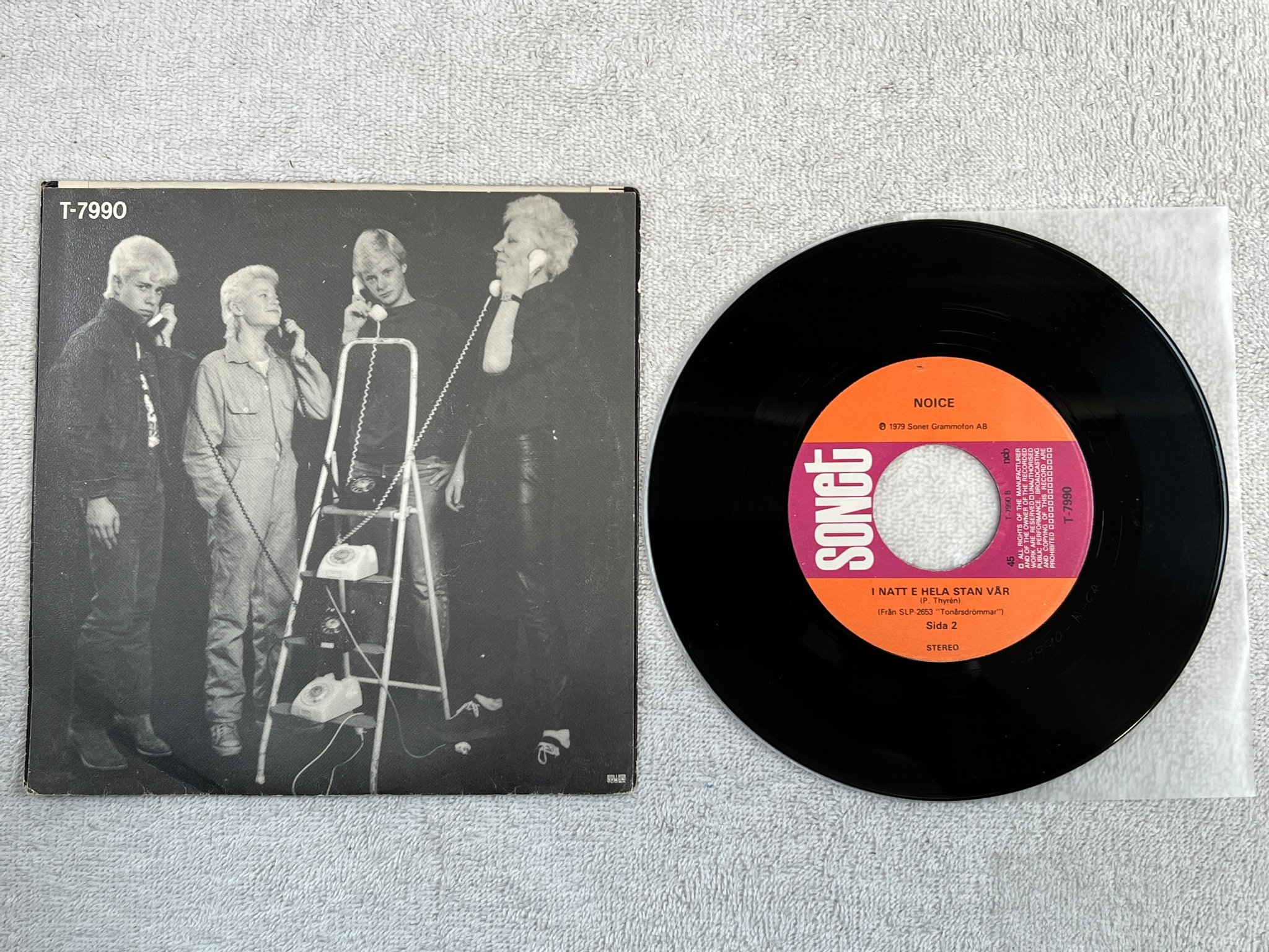 Omslagsbild för skivan NOICE EN KVÄLL I T-BANAN 7"single -79 Swe SONET T-7990