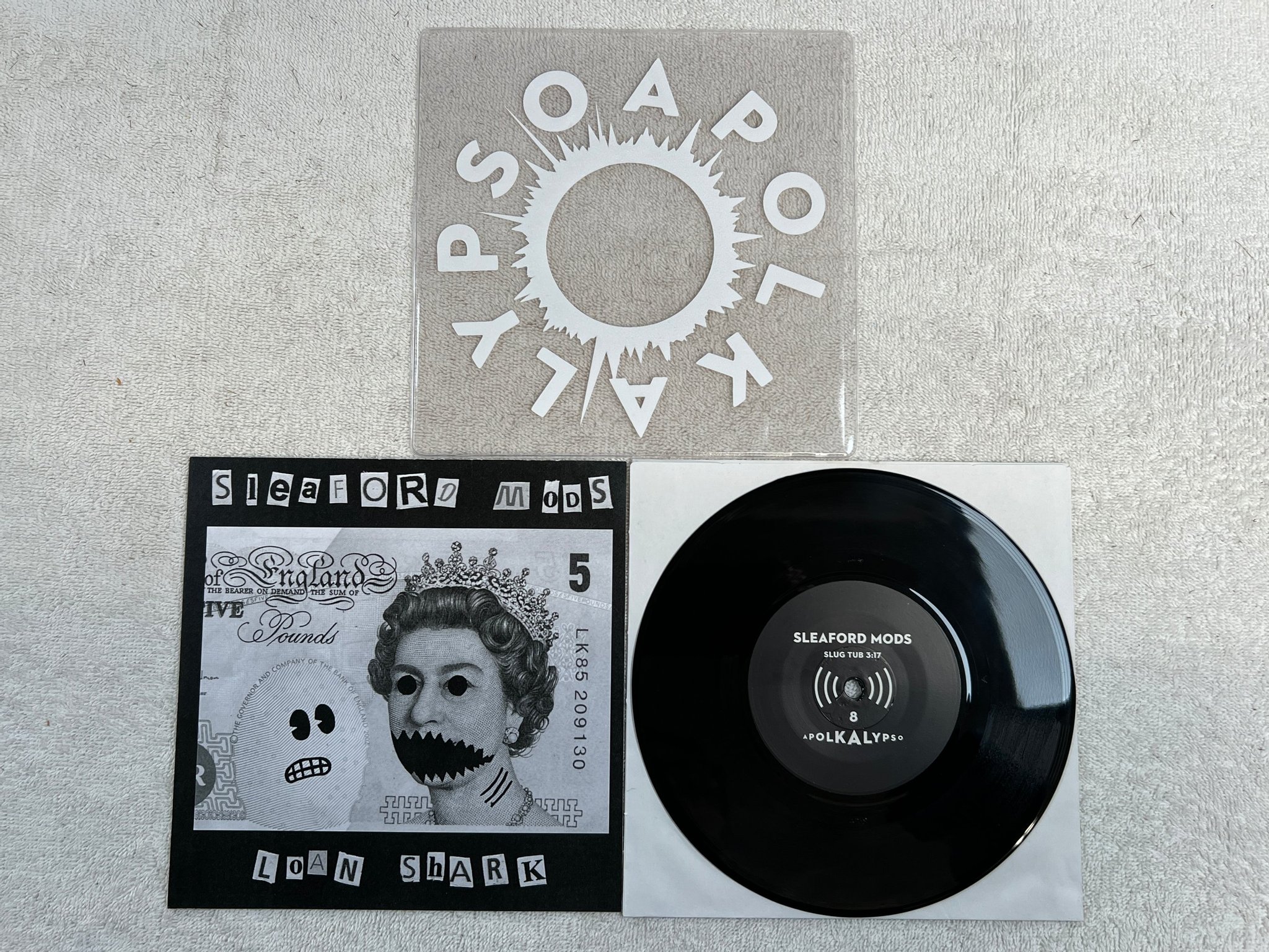 Omslagsbild för skivan SLEAFORD MODS Loan Shark 7"single 2014 Ger apolkalypso APO8 RARE ! ! ! 