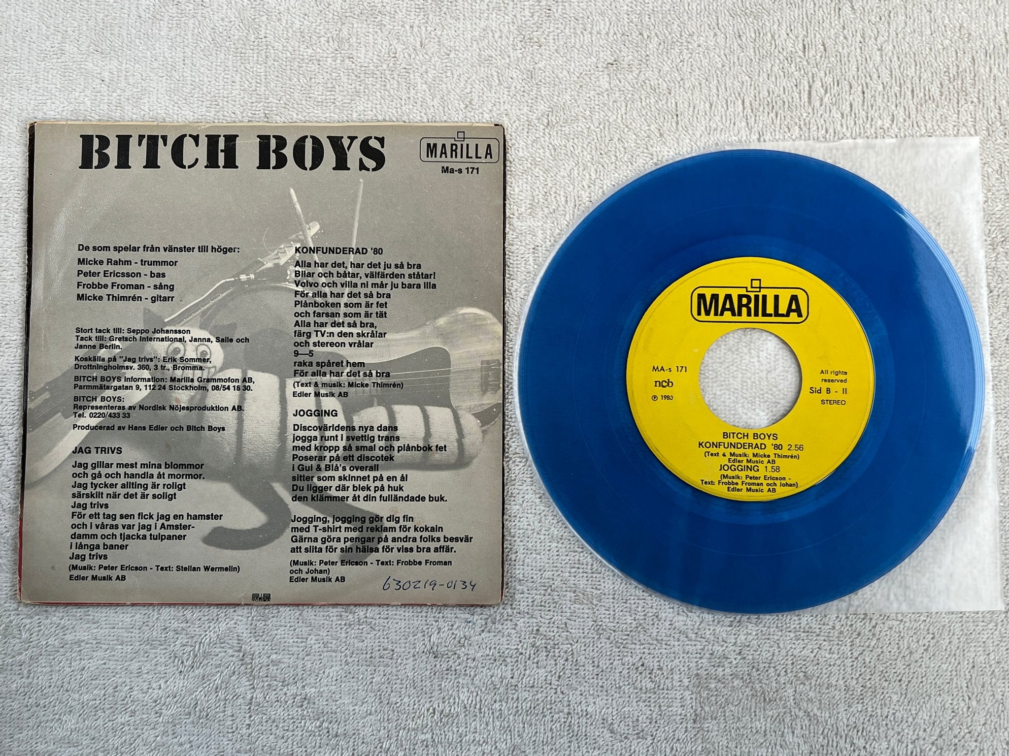 Omslagsbild för skivan BITCH BOYS jag trivs 7"single -80 Swe MARILLA MA-s 171 blue vinyl PUNK