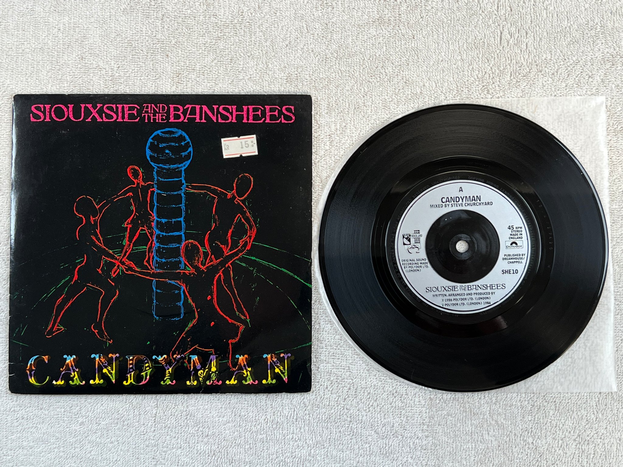 Omslagsbild för skivan SIOUXSIE AND THE BANSHEES candyman 7"single -86 UK WONDERLAND SHE 10