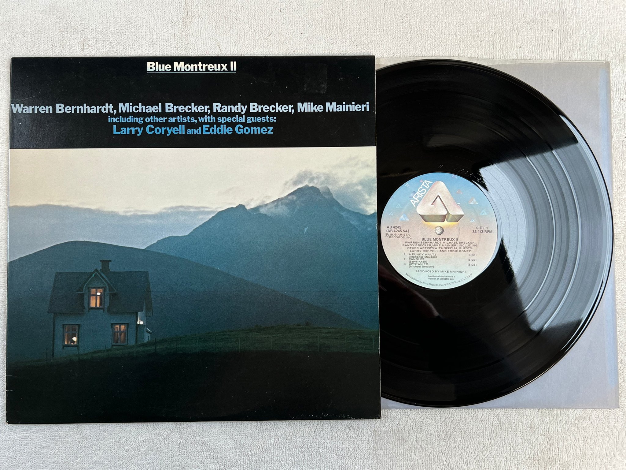 Omslagsbild för skivan VARIOUS Blue Montreux VOL II LP -79 US ARISTA AB 4245