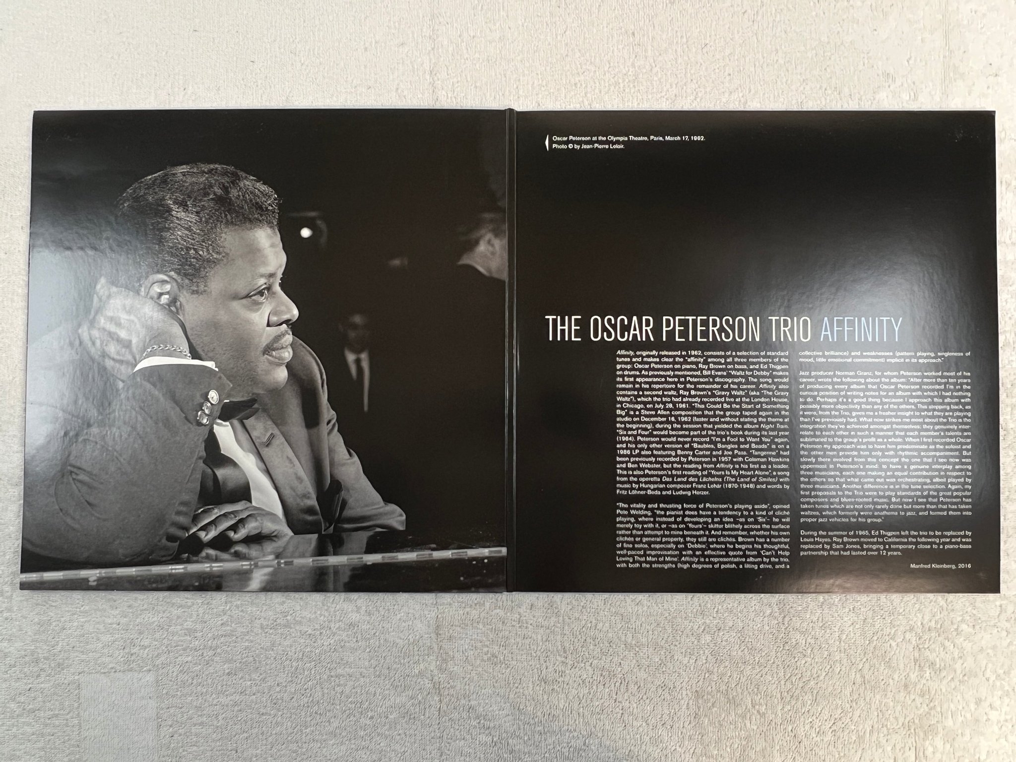 Omslagsbild för skivan THE OSCAR PETERSON TRIO affinity LP 2016 JAZZ IMAGES 37018