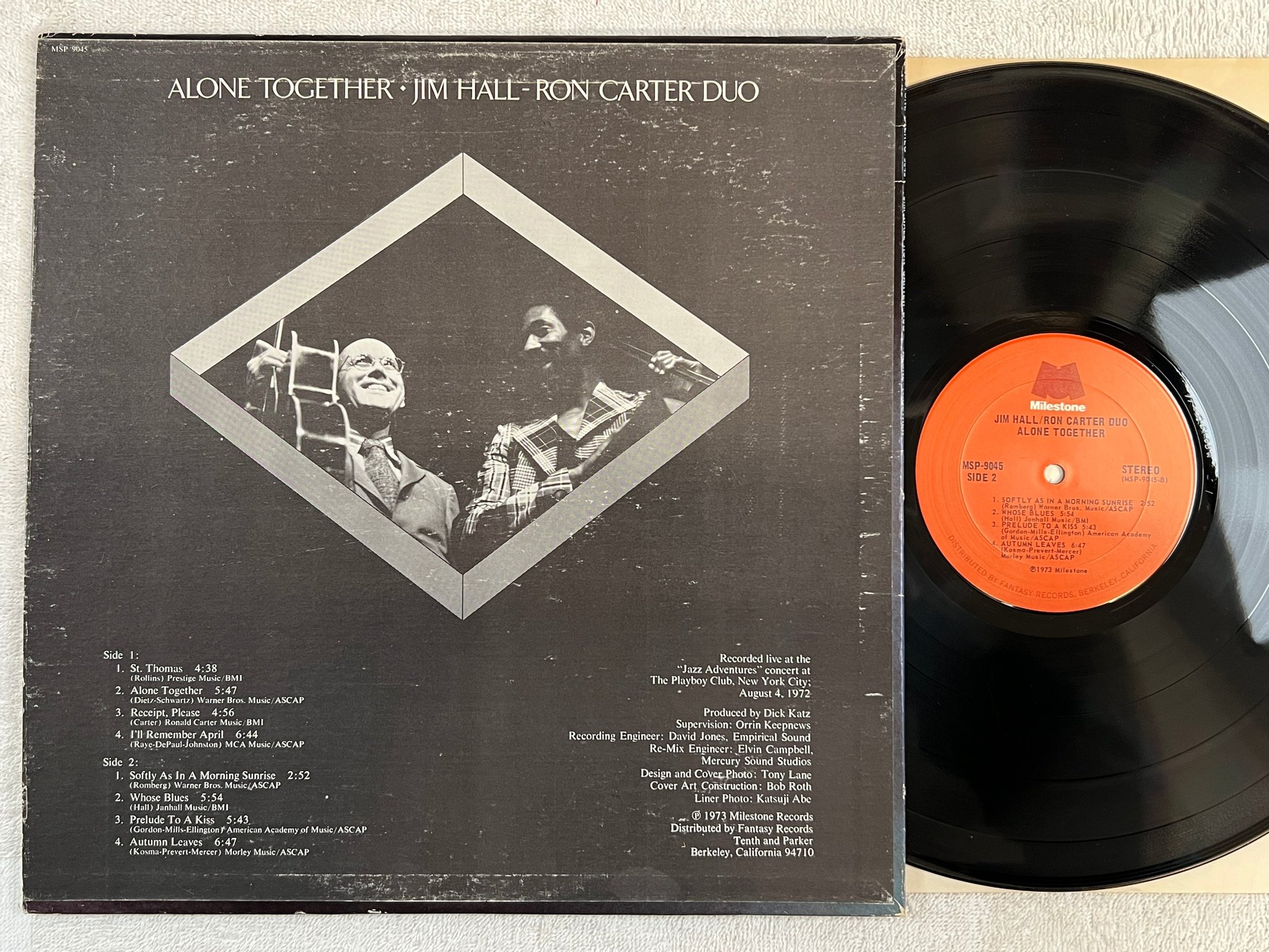 Omslagsbild för skivan JIM HALL / RON CARTER DUO alone together LP -73 US MILESTONE MSP-9045