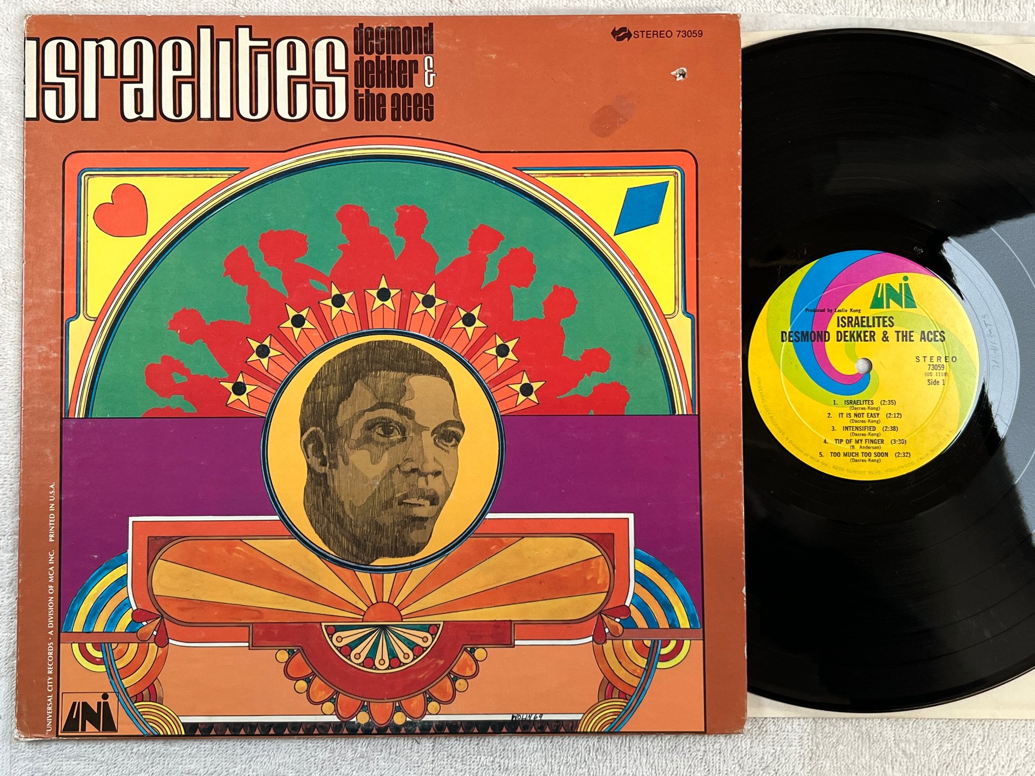 Omslagsbild för skivan DESMOND DEKKER & THE ACES israelites LP -69 US UNI 73059 