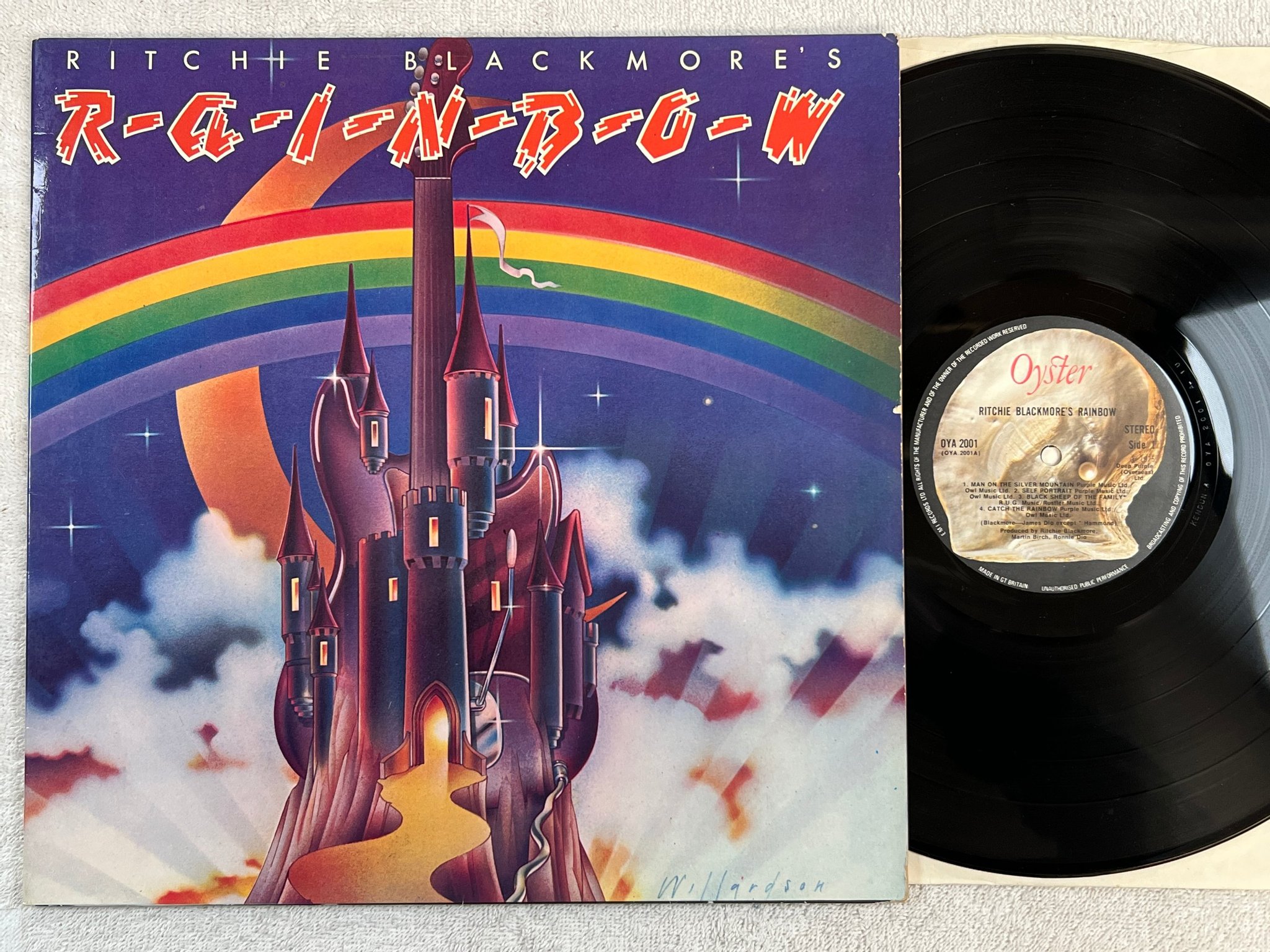 Omslagsbild för skivan RAINBOW Ritchie Blackmore's rainbow LP -75 UK OYSTER OYA 2001
