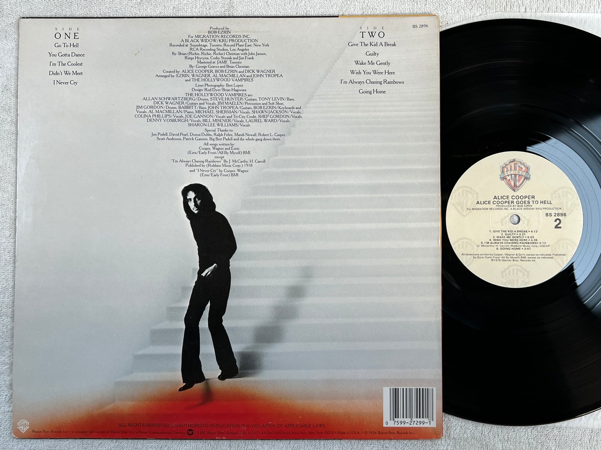 Omslagsbild för skivan ALICE COOPER goes to hell LP re  WARNER BROS BS 2896