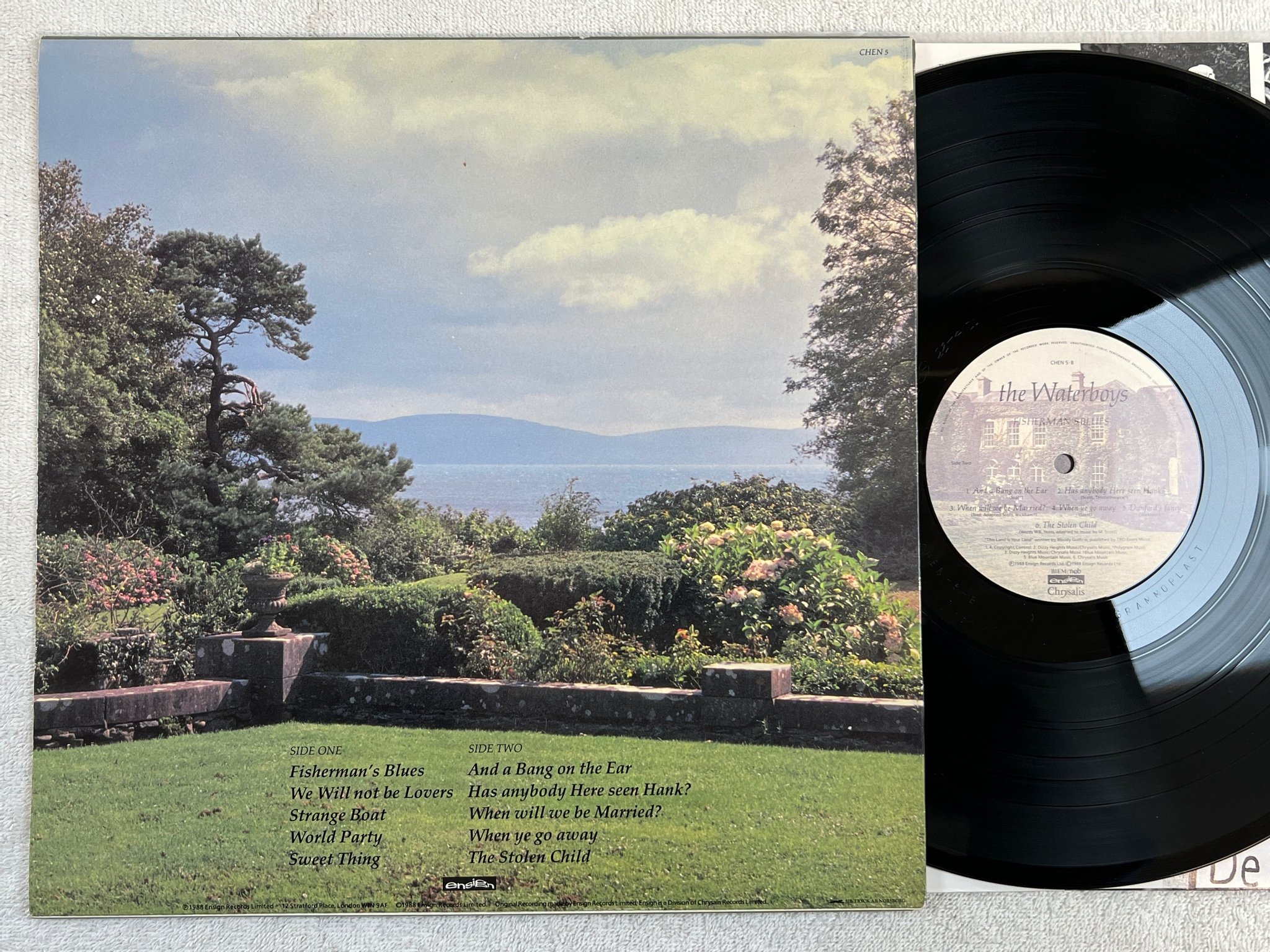 Omslagsbild för skivan THE WATERBOYS fisherman’s blues LP -88 ncb ENSIGN CHEN 5