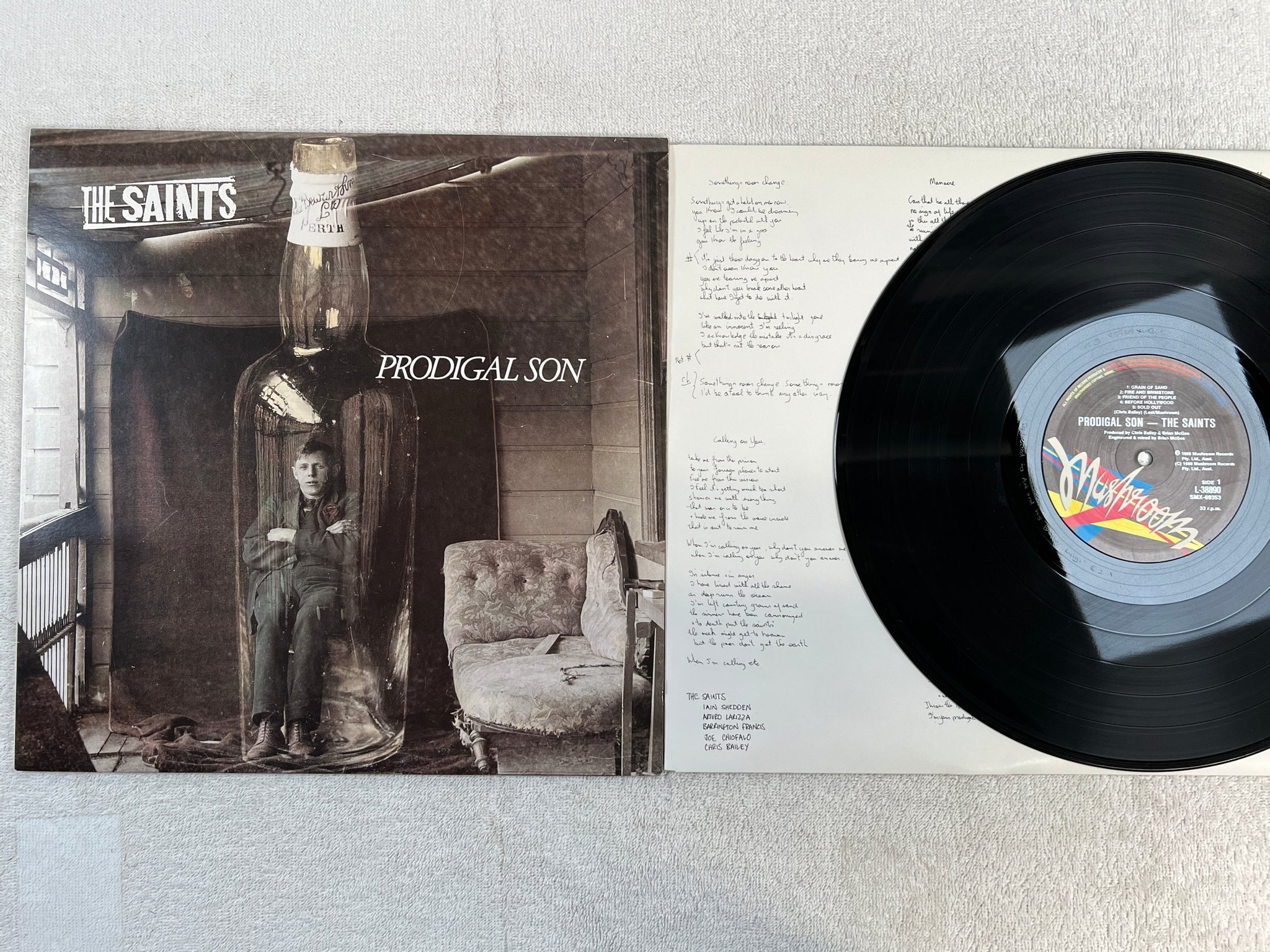Omslagsbild för skivan THE SAINTS prodigal son LP -88 Australia MUSHROOM L-38890