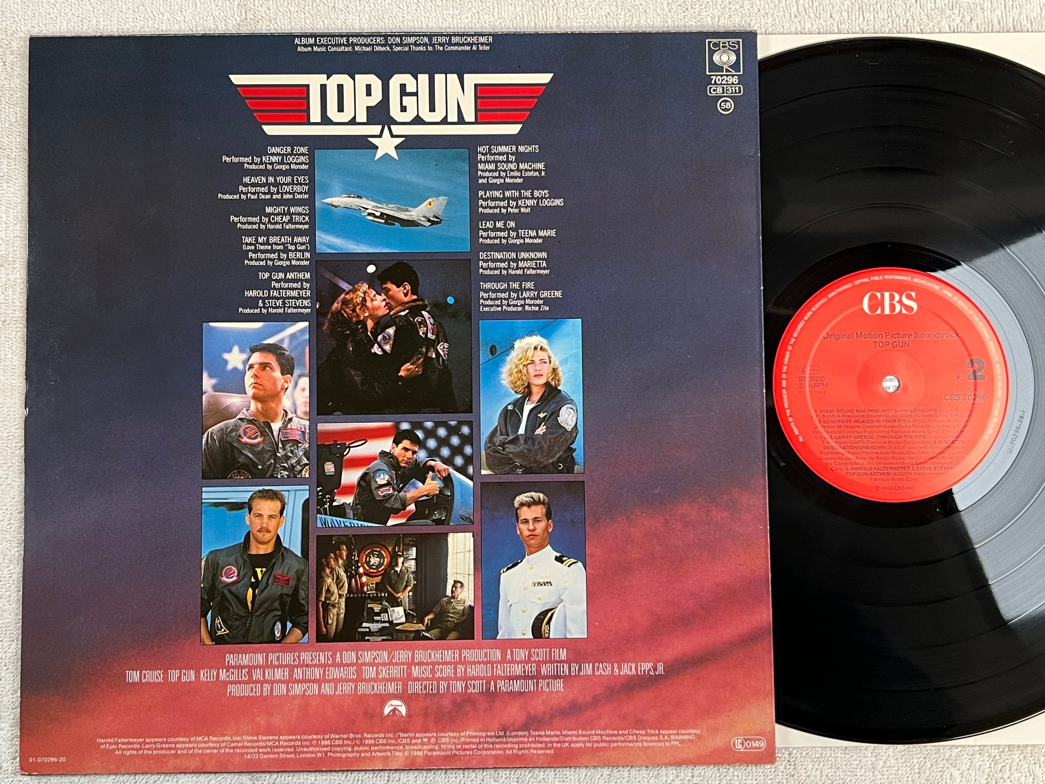 Omslagsbild för skivan V/A TOP GUN LP -86 Hol CBS 70296 