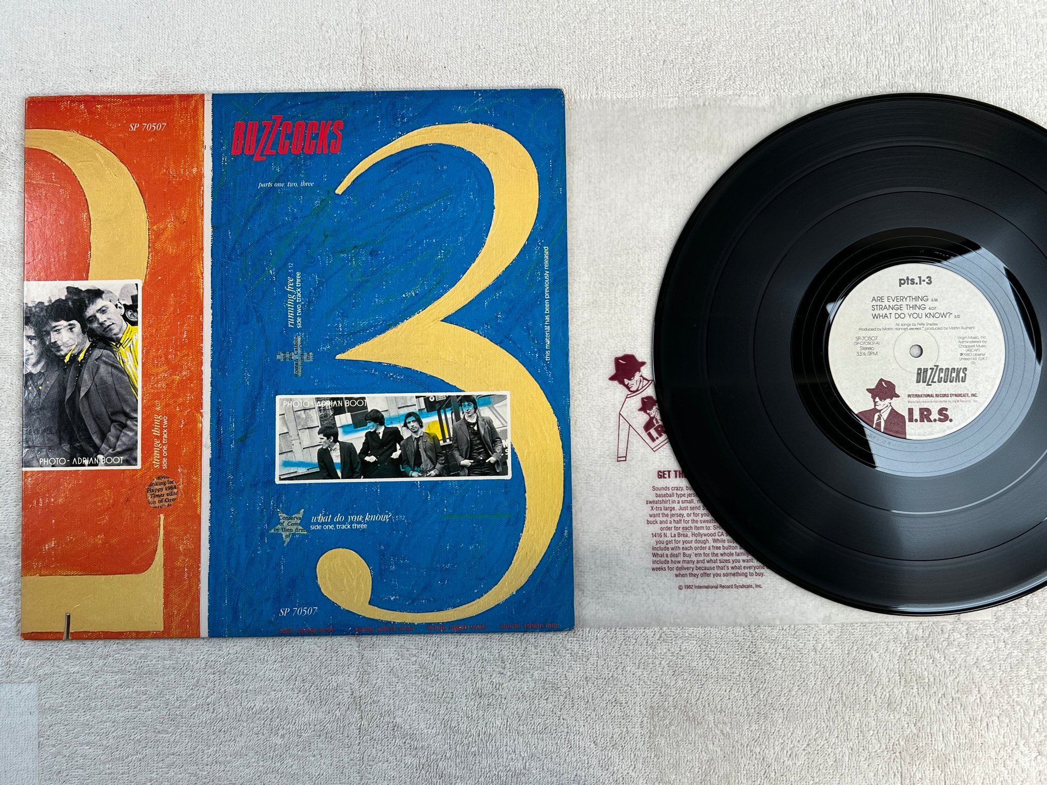 Omslagsbild för skivan BUZZCOCKS pts 1-3 LP -80 US I.R.S. SP 70507