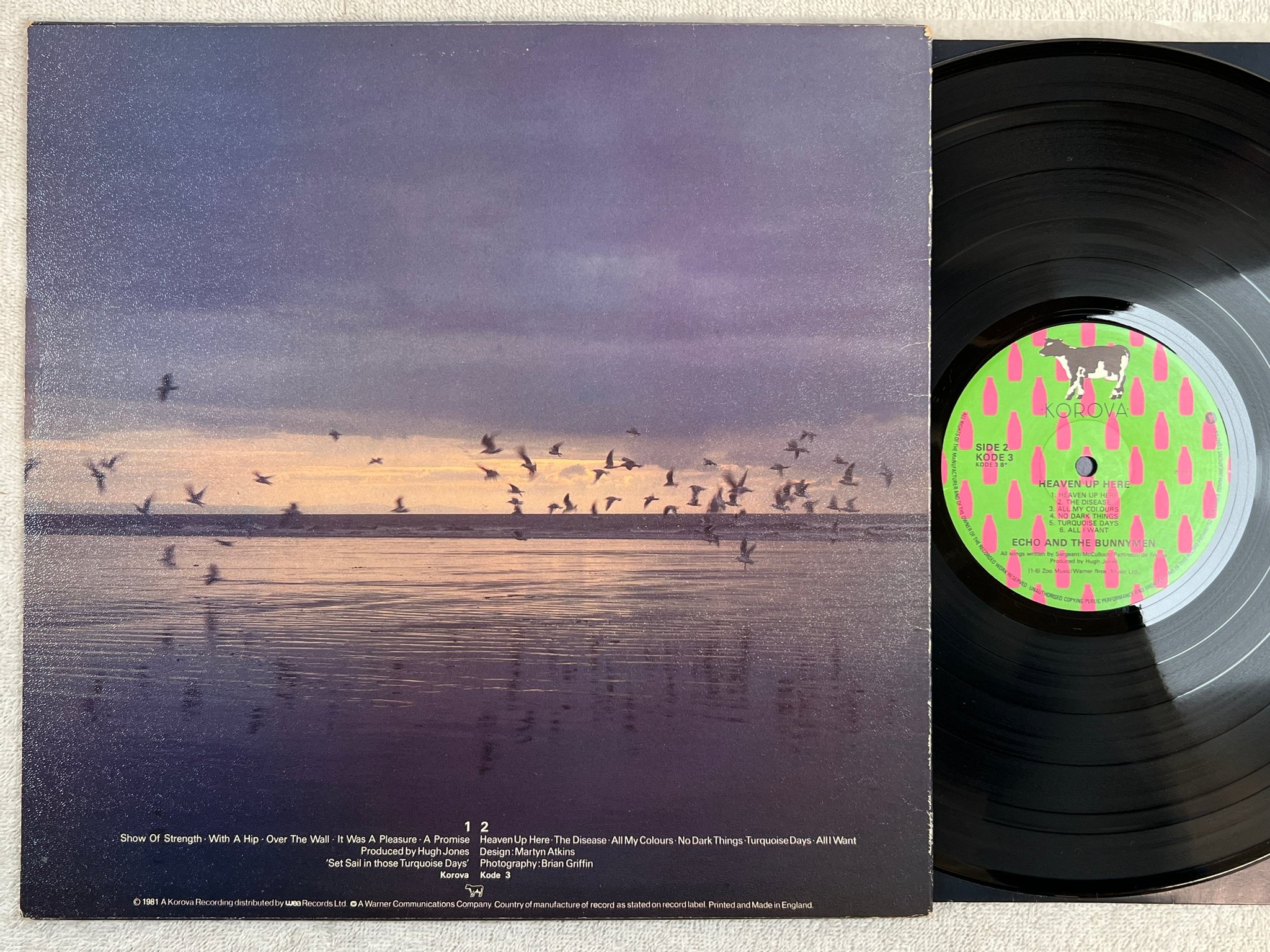 Omslagsbild för skivan ECHO AND THE BUNNYMEN heaven up here LP -81 UK KOROVA KODE 3