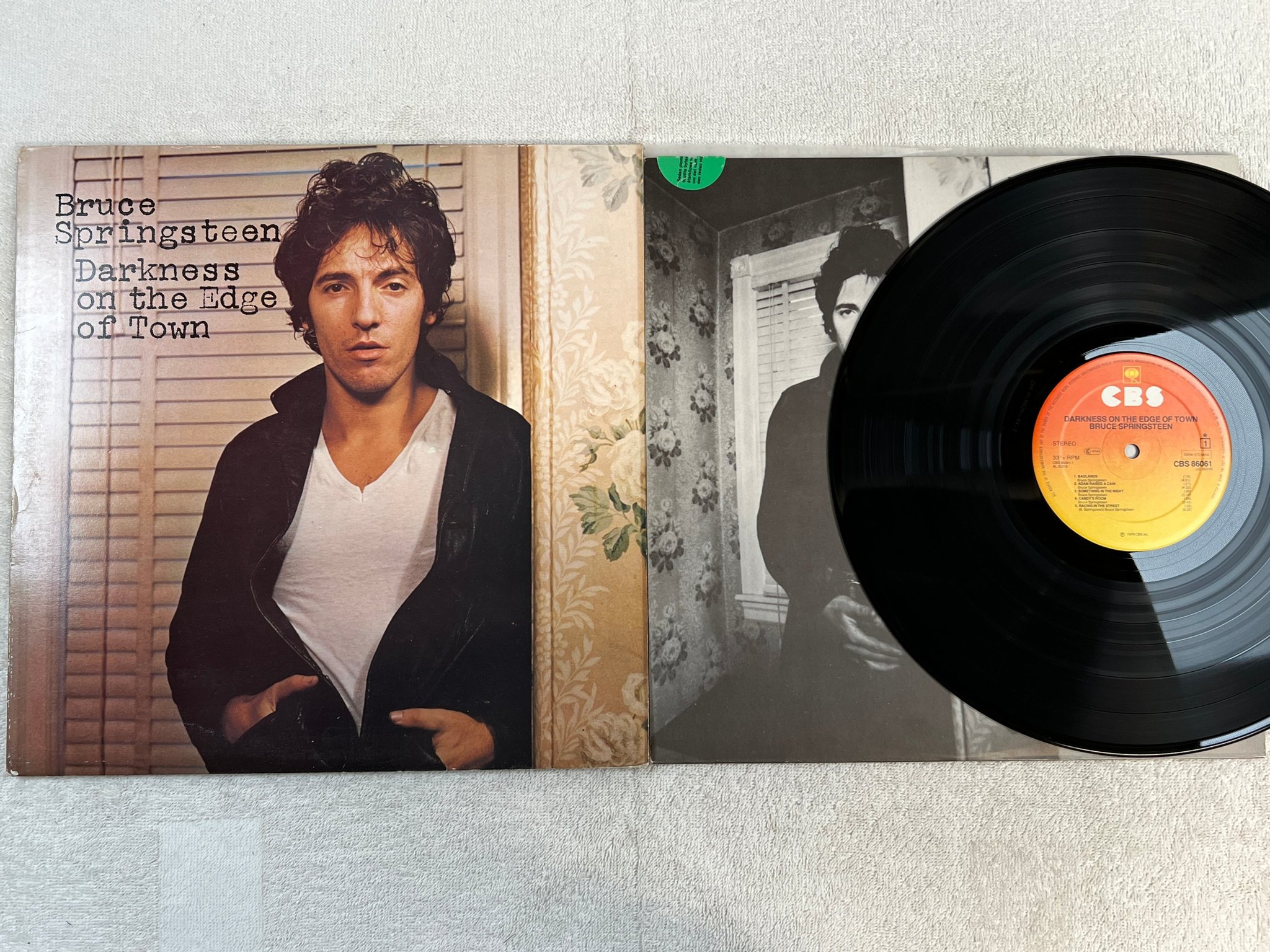 Omslagsbild för skivan BRUCE SPRINGSTEEN darkness on edge of town LP re Hol CBS 86061