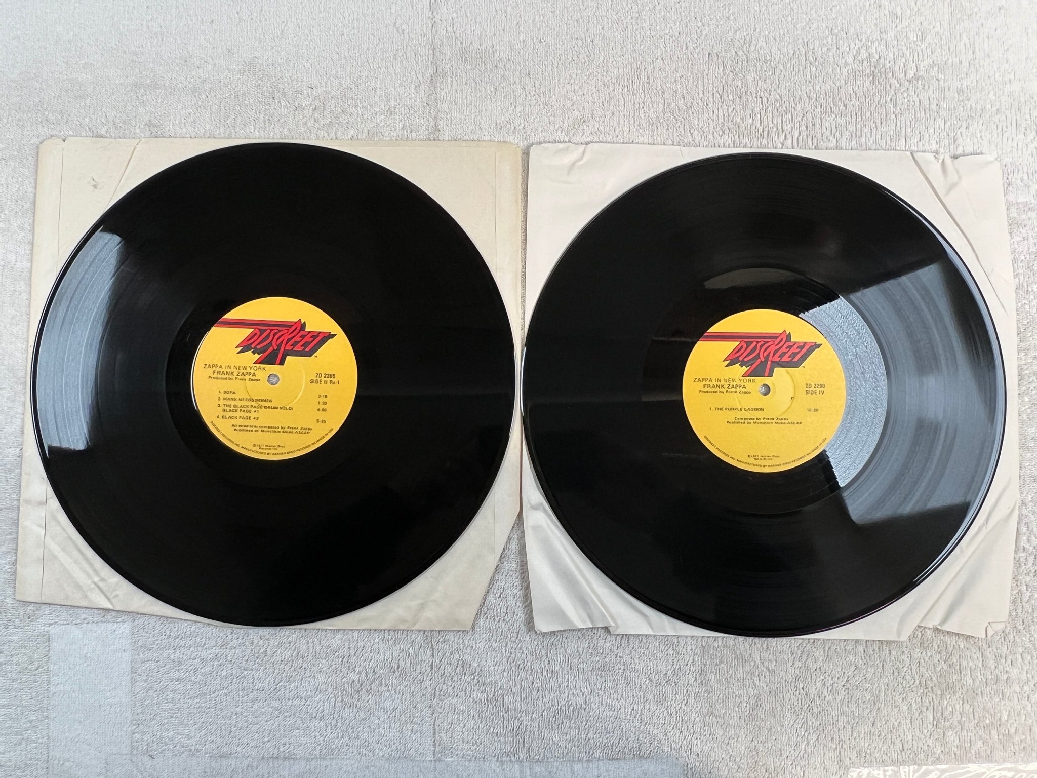 Omslagsbild för skivan FRANK ZAPPA in New York LP -77 US DISCREET 2D 2290