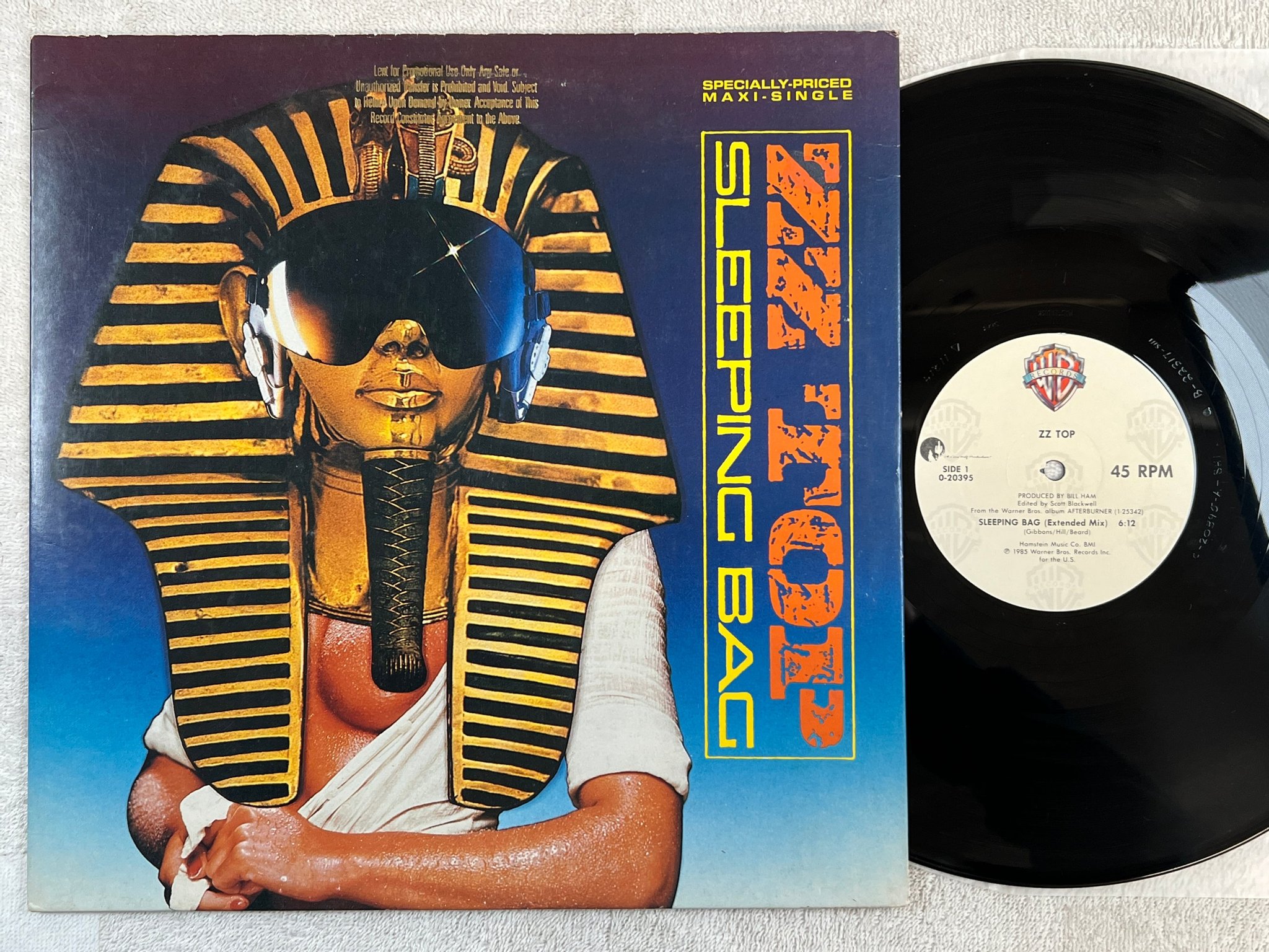 Omslagsbild för skivan ZZ TOP sleeping bag 12”single -85 US WARNER BROS 0-20395 promo stamp