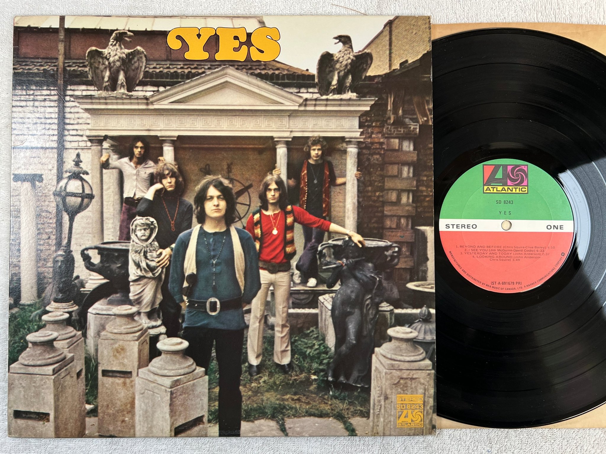 Omslagsbild för skivan YES s/t LP re Can ATLANTIC SD 8243