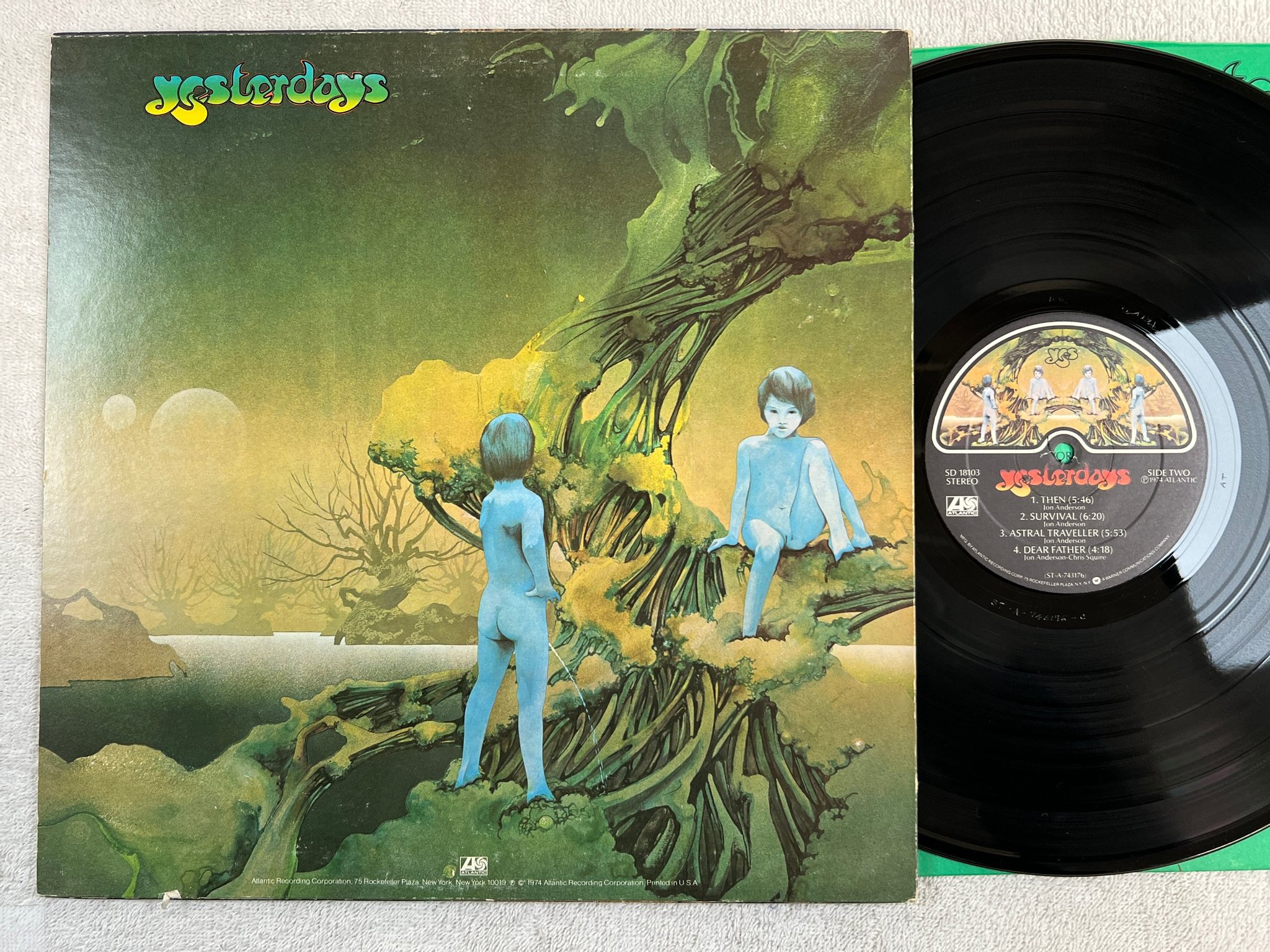 Omslagsbild för skivan YES yesterdays LP -74 US ATLANTIC SD 18103