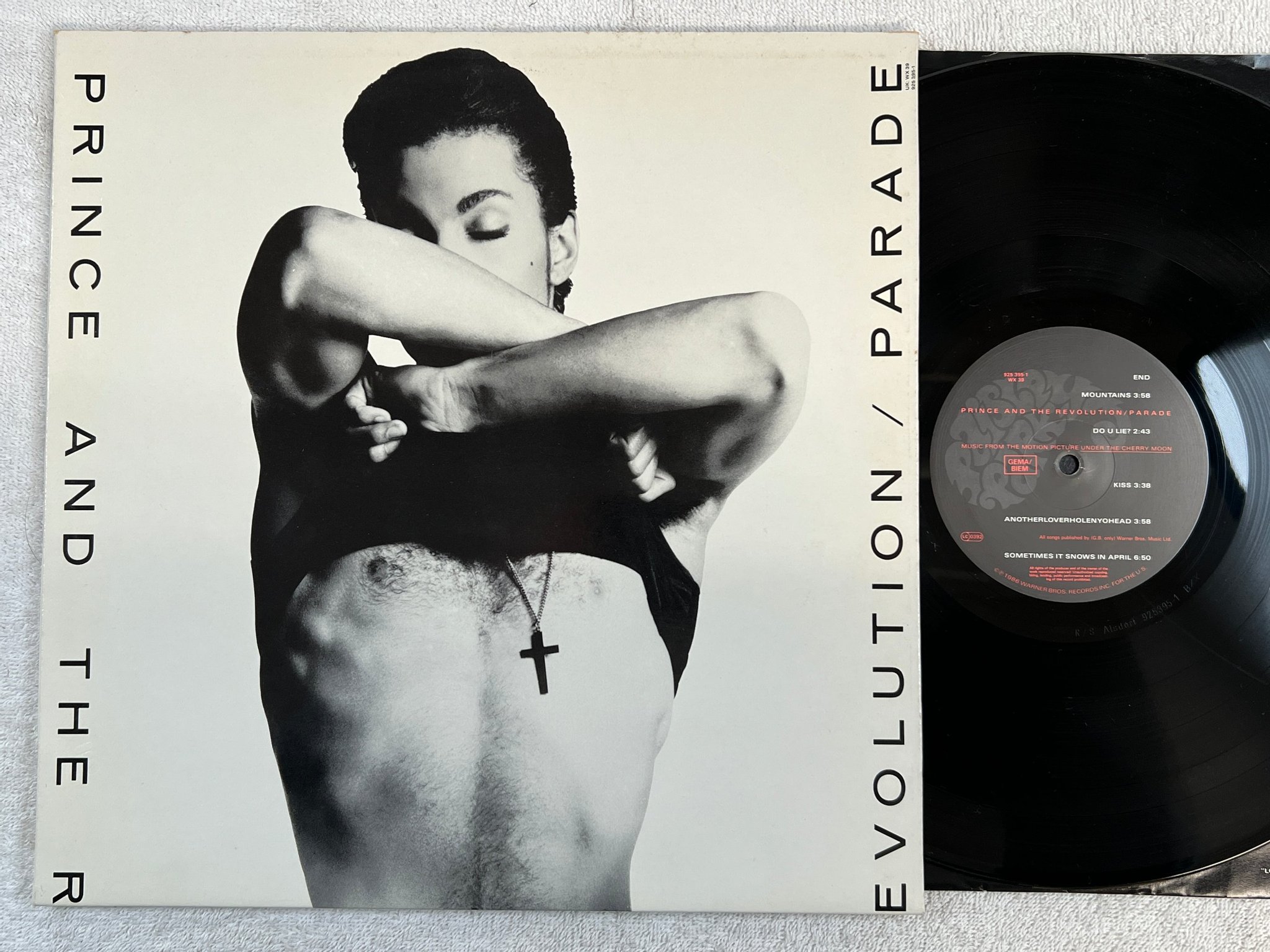 Omslagsbild för skivan PRINCE parade LP -86 Ger WARNER 925 395-1