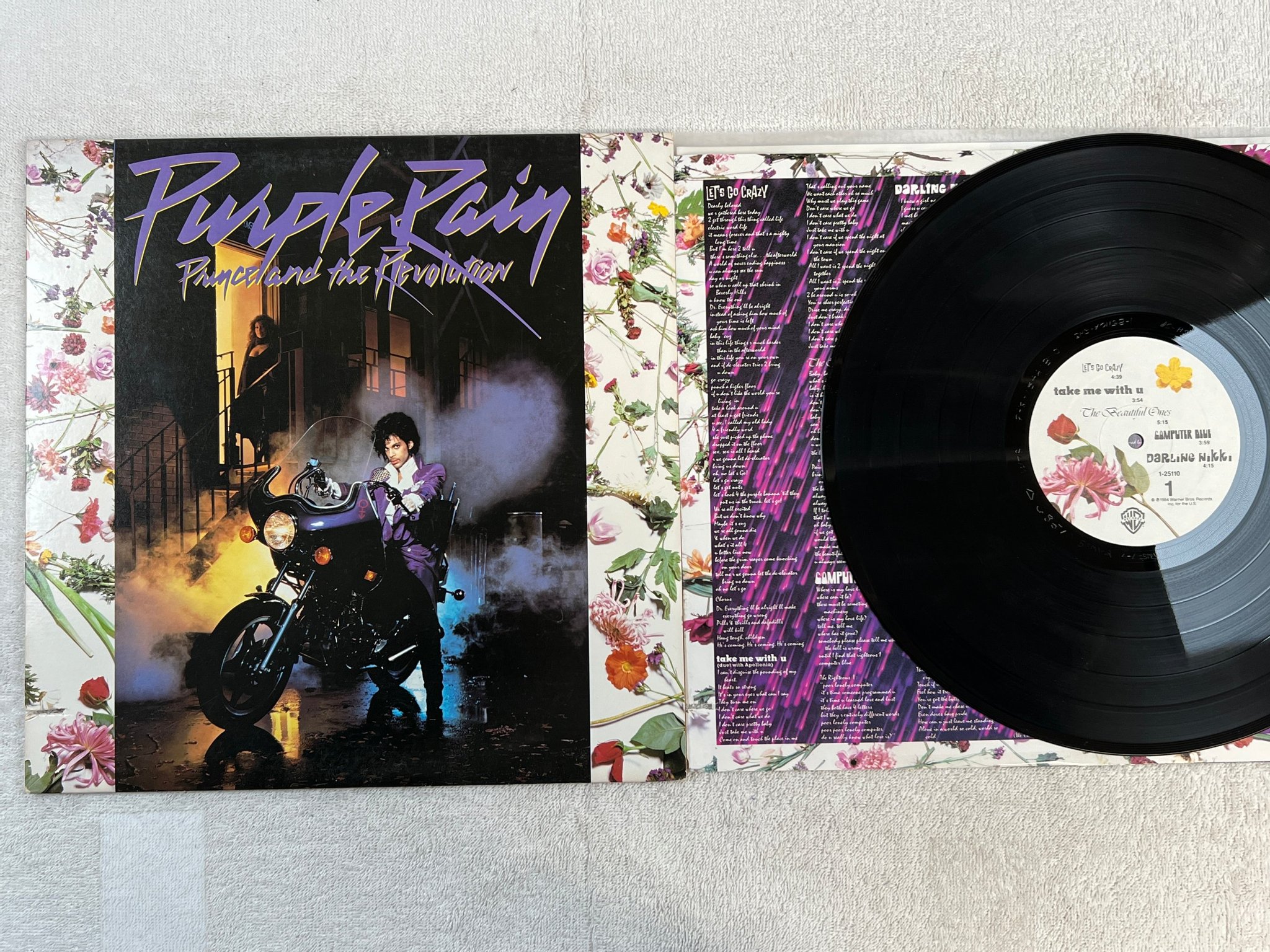 Omslagsbild för skivan PRINCE purple rain LP -84 US WARNER 1-25110